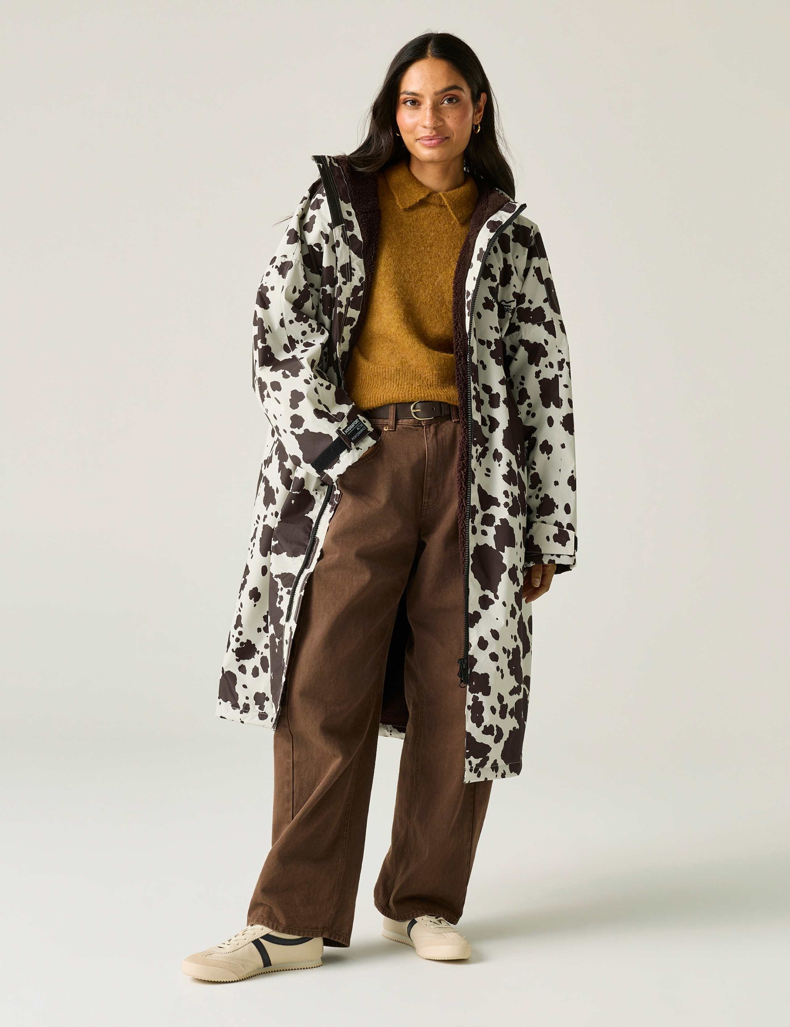 Printed Hooded Oversized Changing Robe 3 of 7
