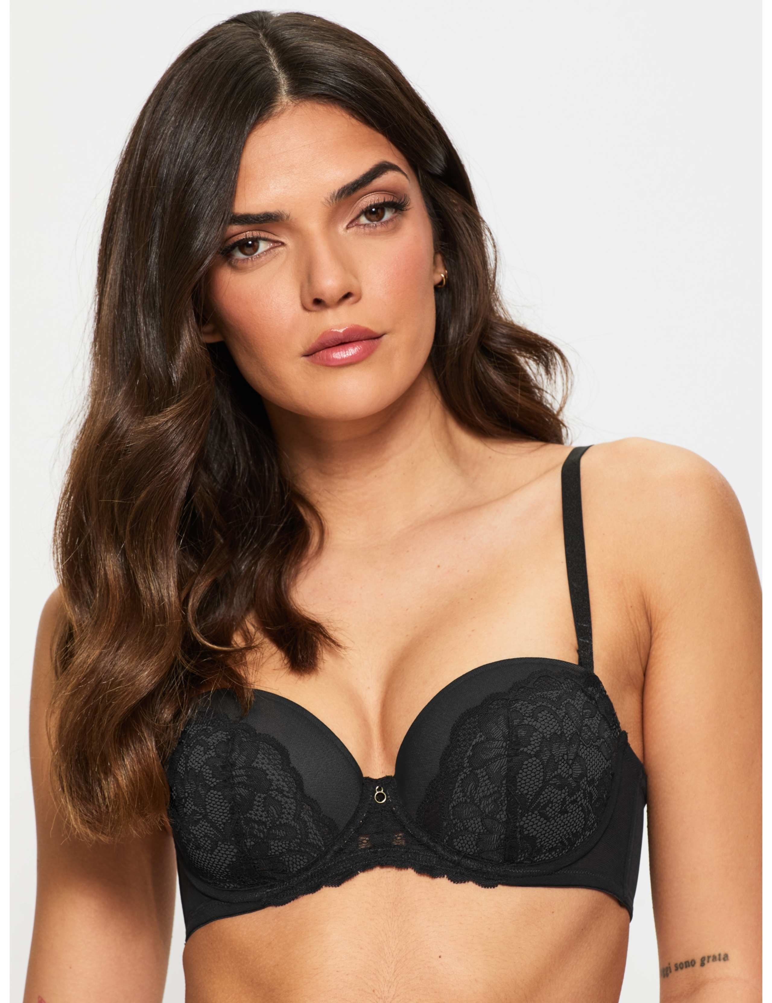 Sexy Lace Wired Multiway Bra (A-DD) 1 of 6