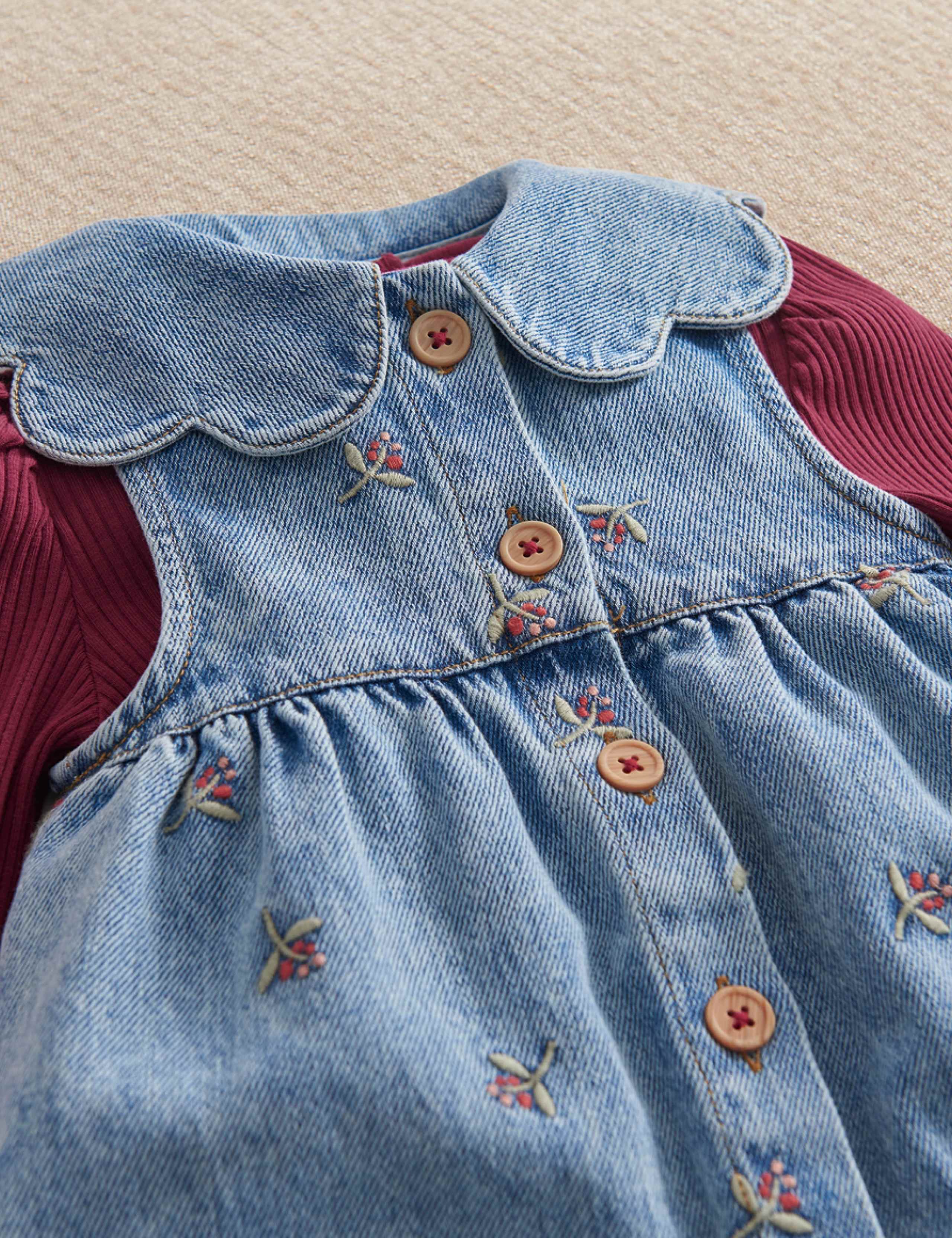 2 Piece Berry Dungaree Outfit (0-2 Yrs) 3 of 5