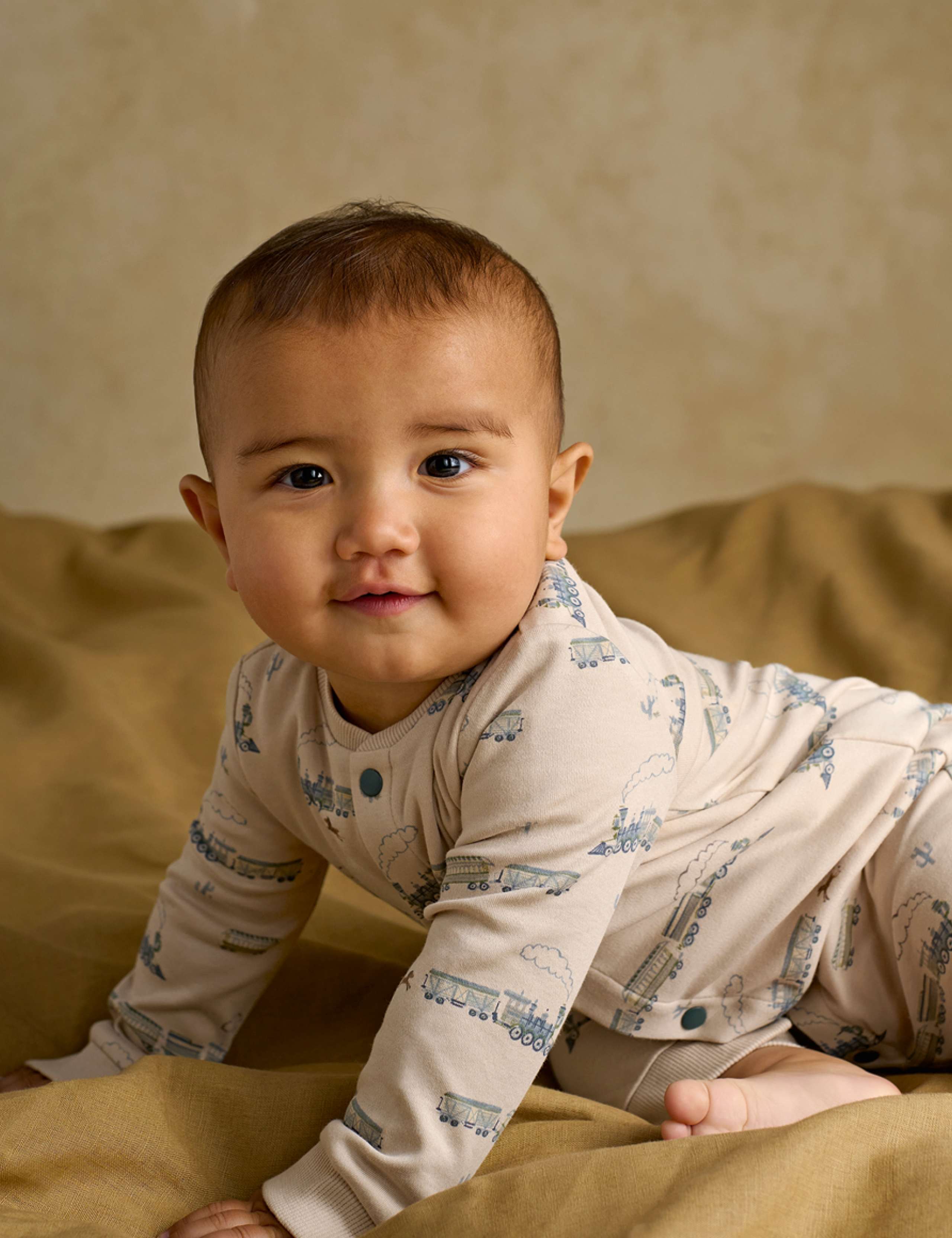 Pure Cotton Train Print Romper (0-12 Mths) 1 of 9