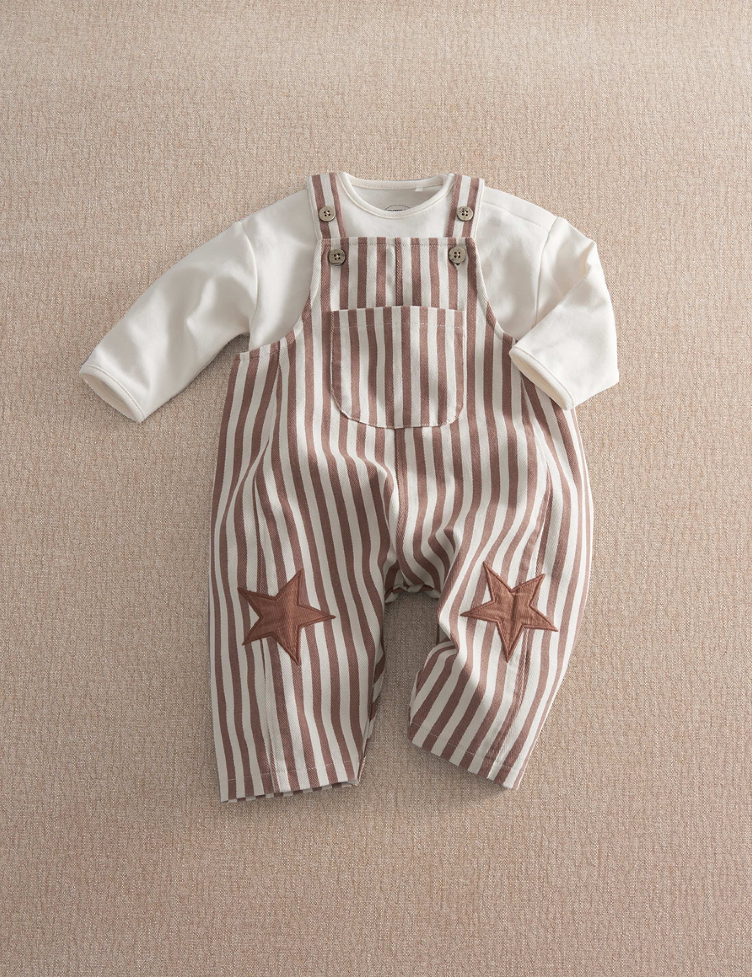 2 Piece Cotton Rich Patterned Dungarees Outfit (0-24 Mths) 6 of 8