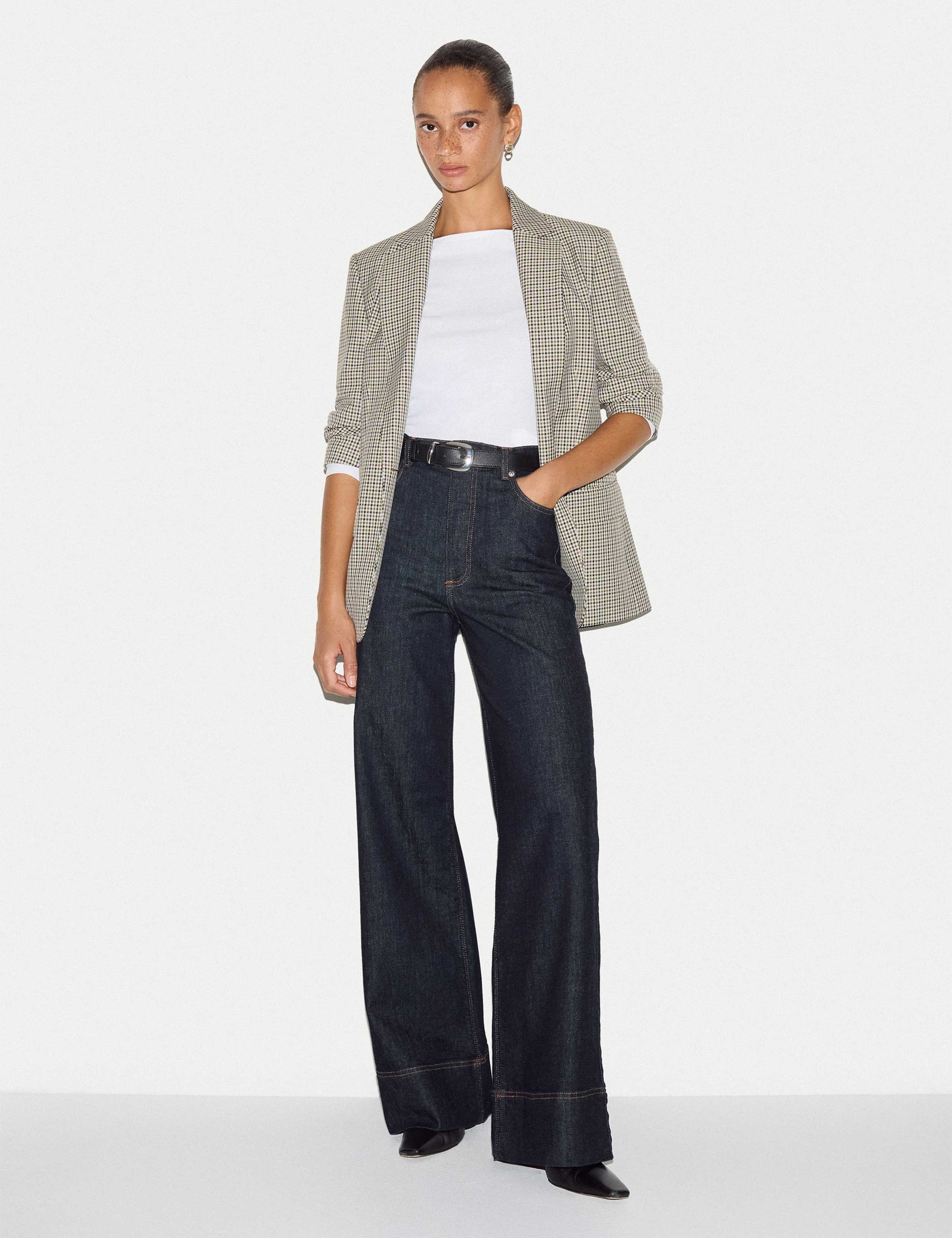 High Waisted Flared Jeans 3 of 5