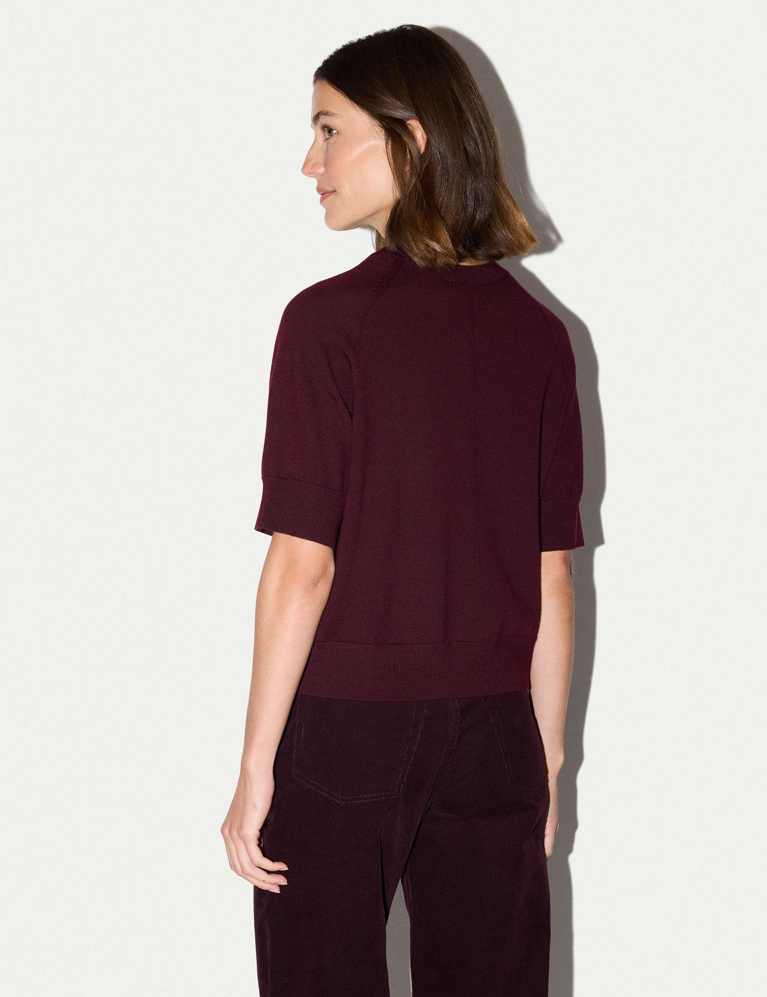 Round Neck Regular Fit T-Shirt 4 of 5
