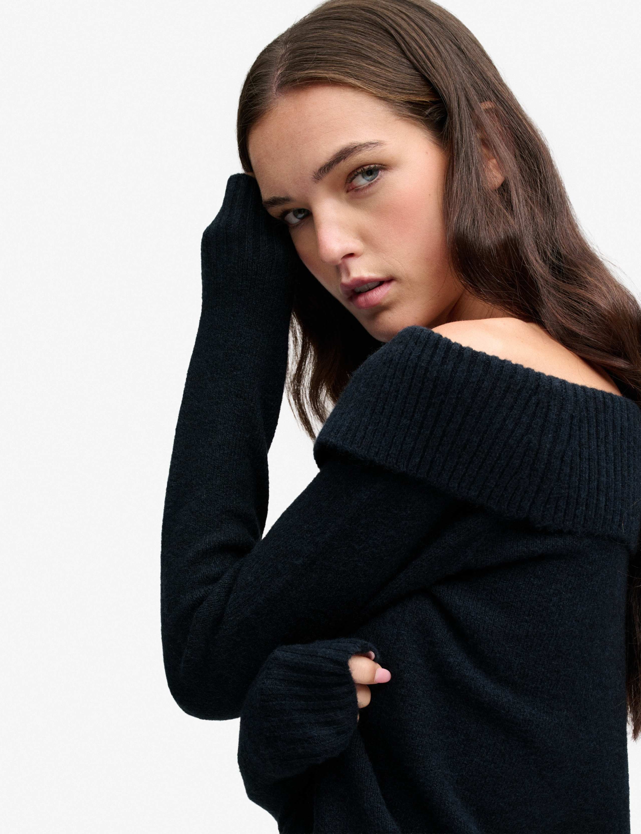 Off the Shoulder Jumper with Wool 6 of 7