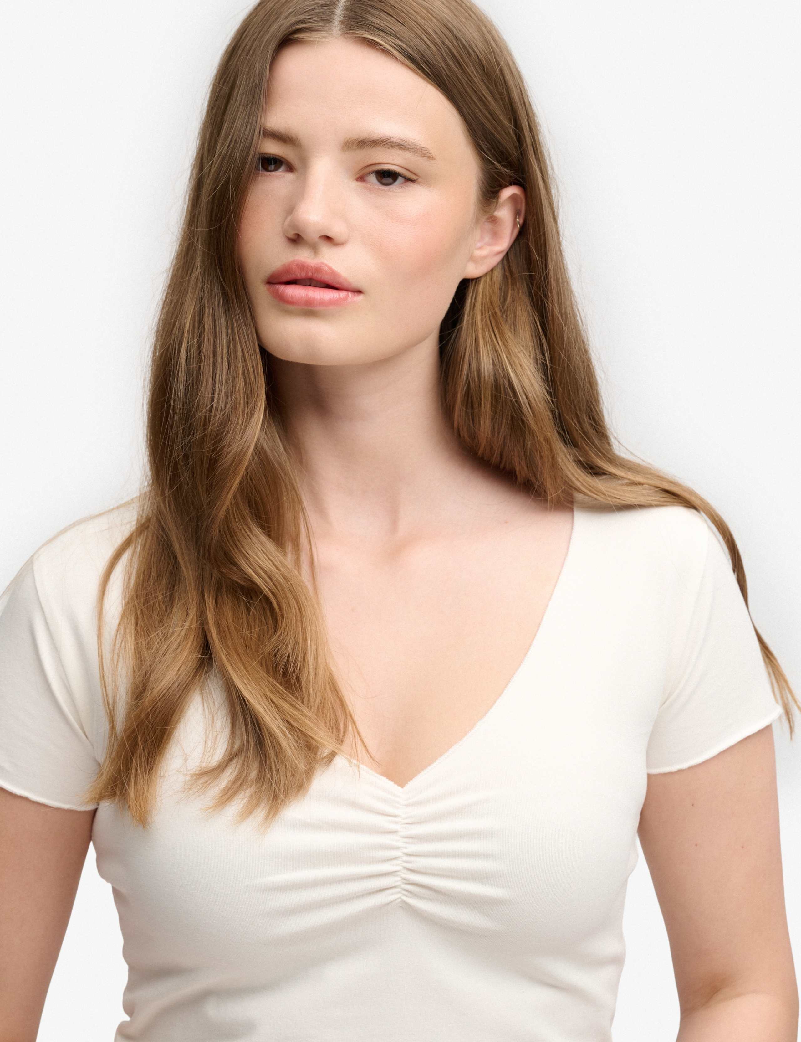 Cotton Rich V-Neck Crop T-Shirt 4 of 6