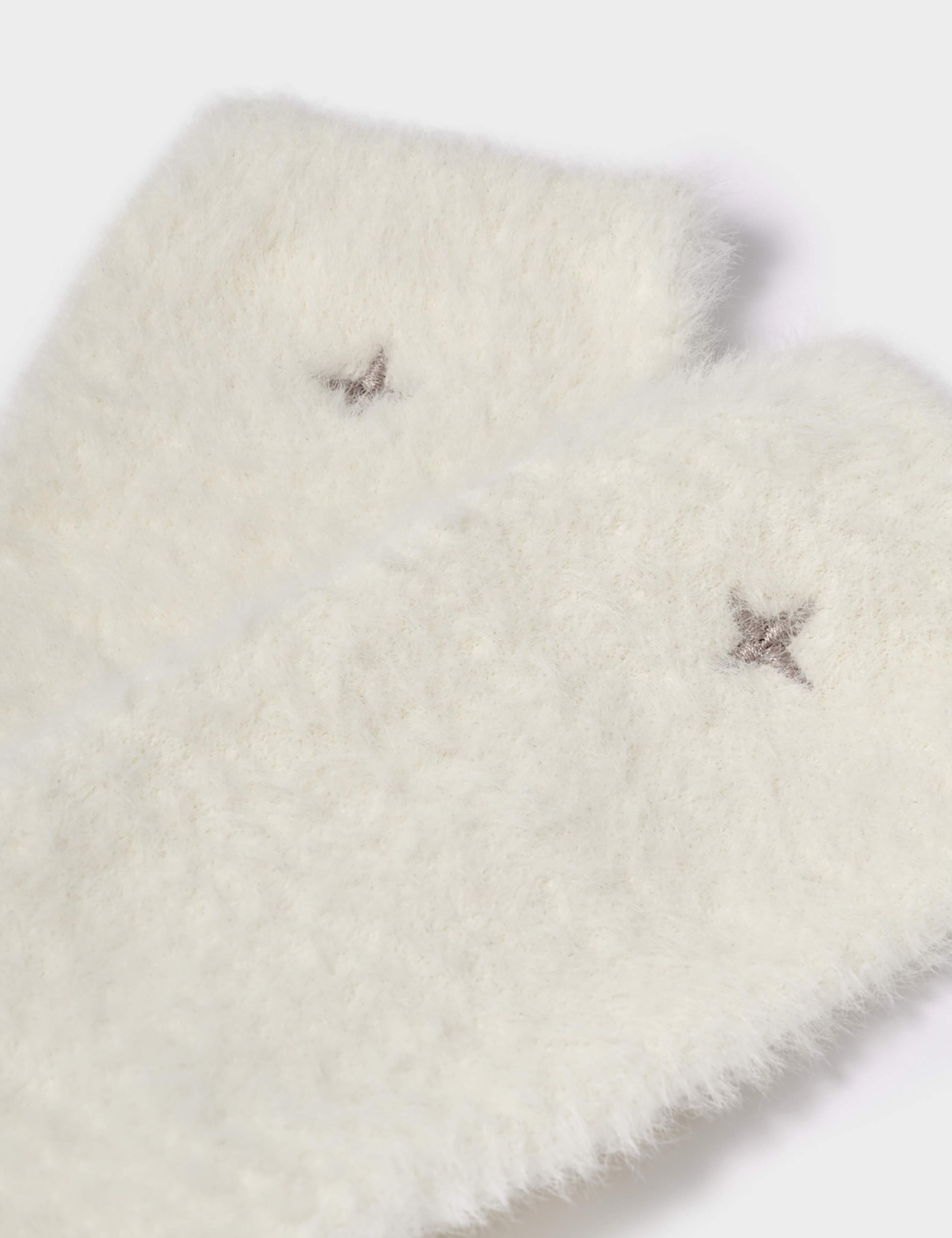 Embroidered Star Fluffy Socks Gift Box 4 of 4