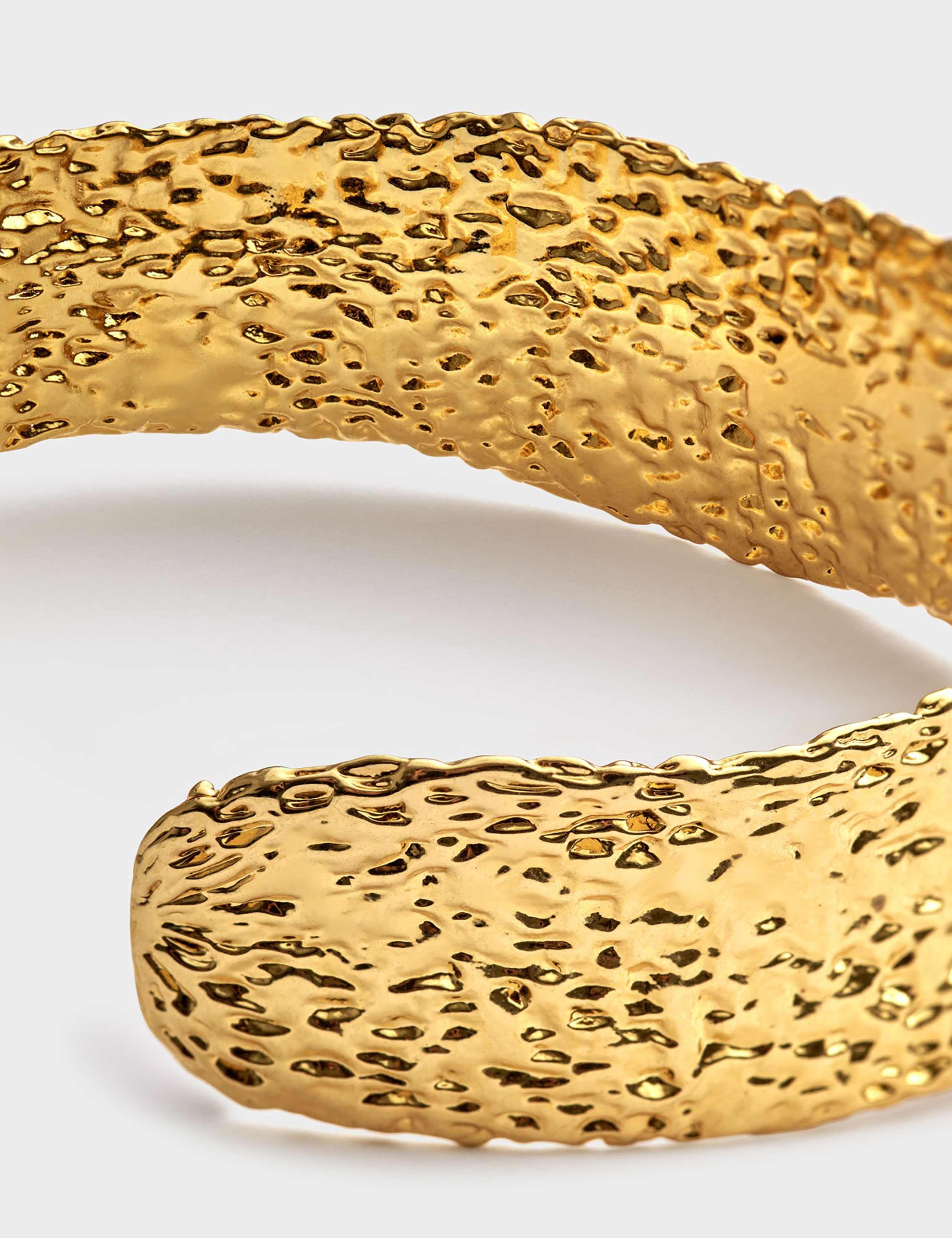 Gold-Plated Waterproof Textured Bangle 4 of 4