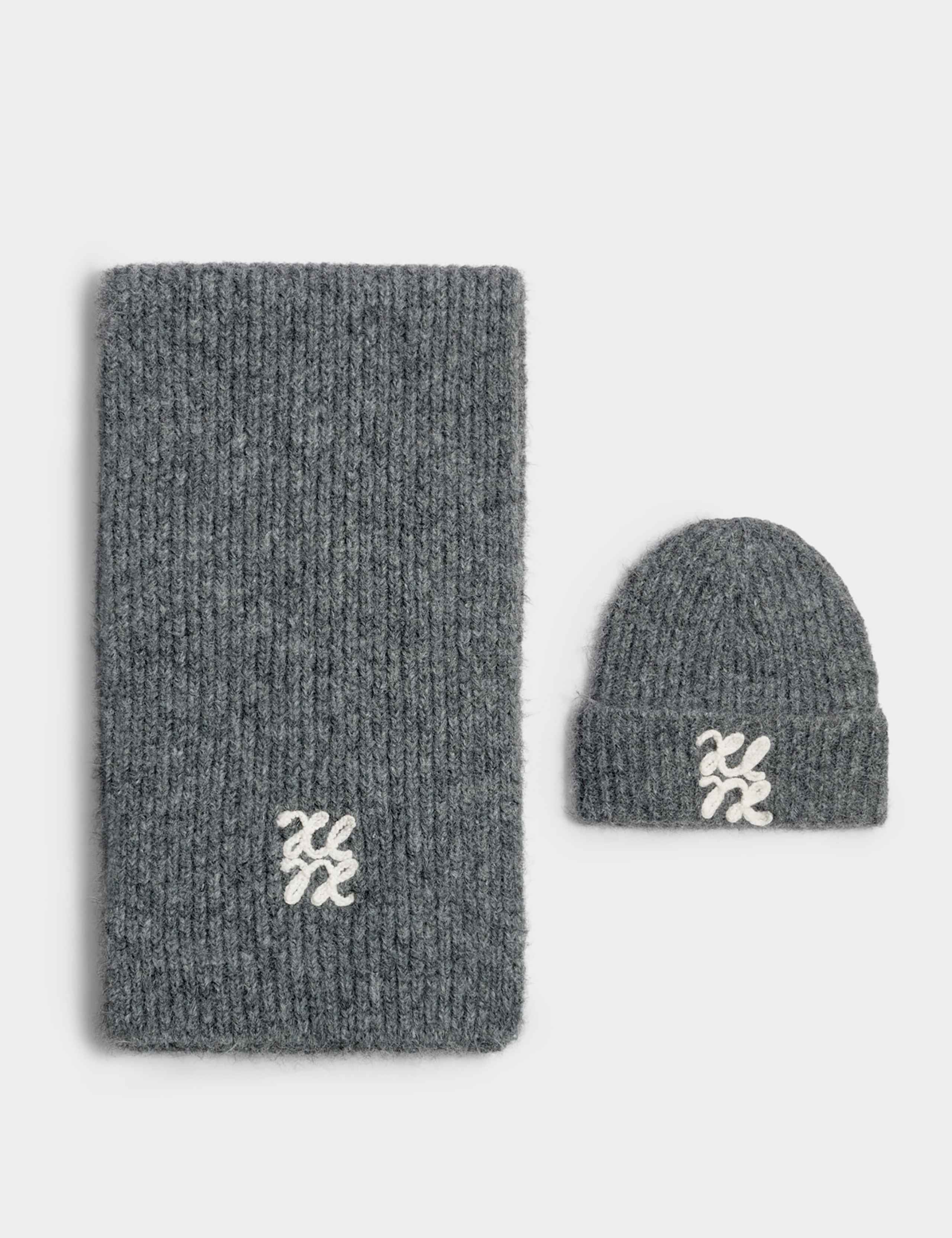 Rib Logo Appliqué Beanie Hat 3 of 4