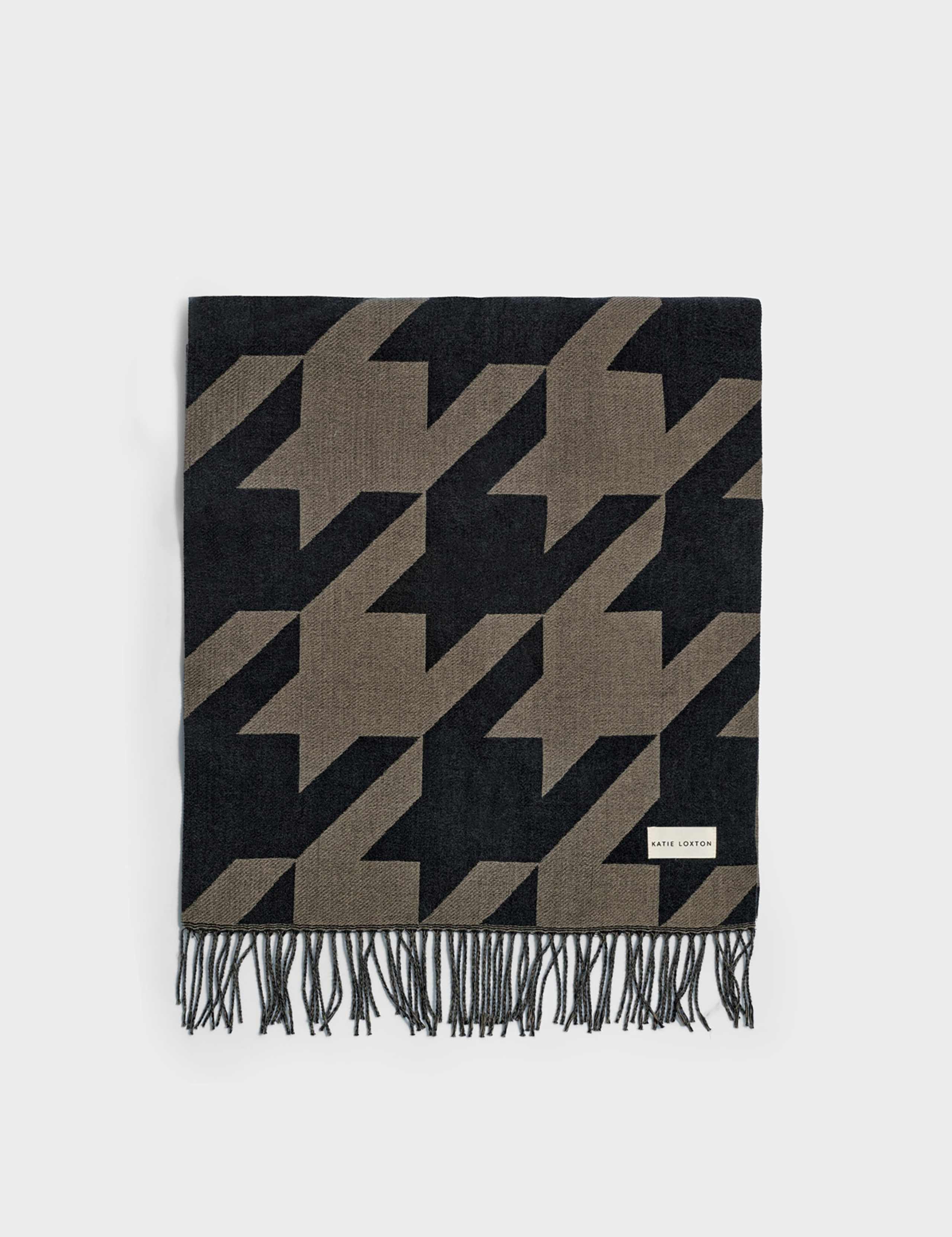 Houndstooth Blanket Scarf 2 of 4