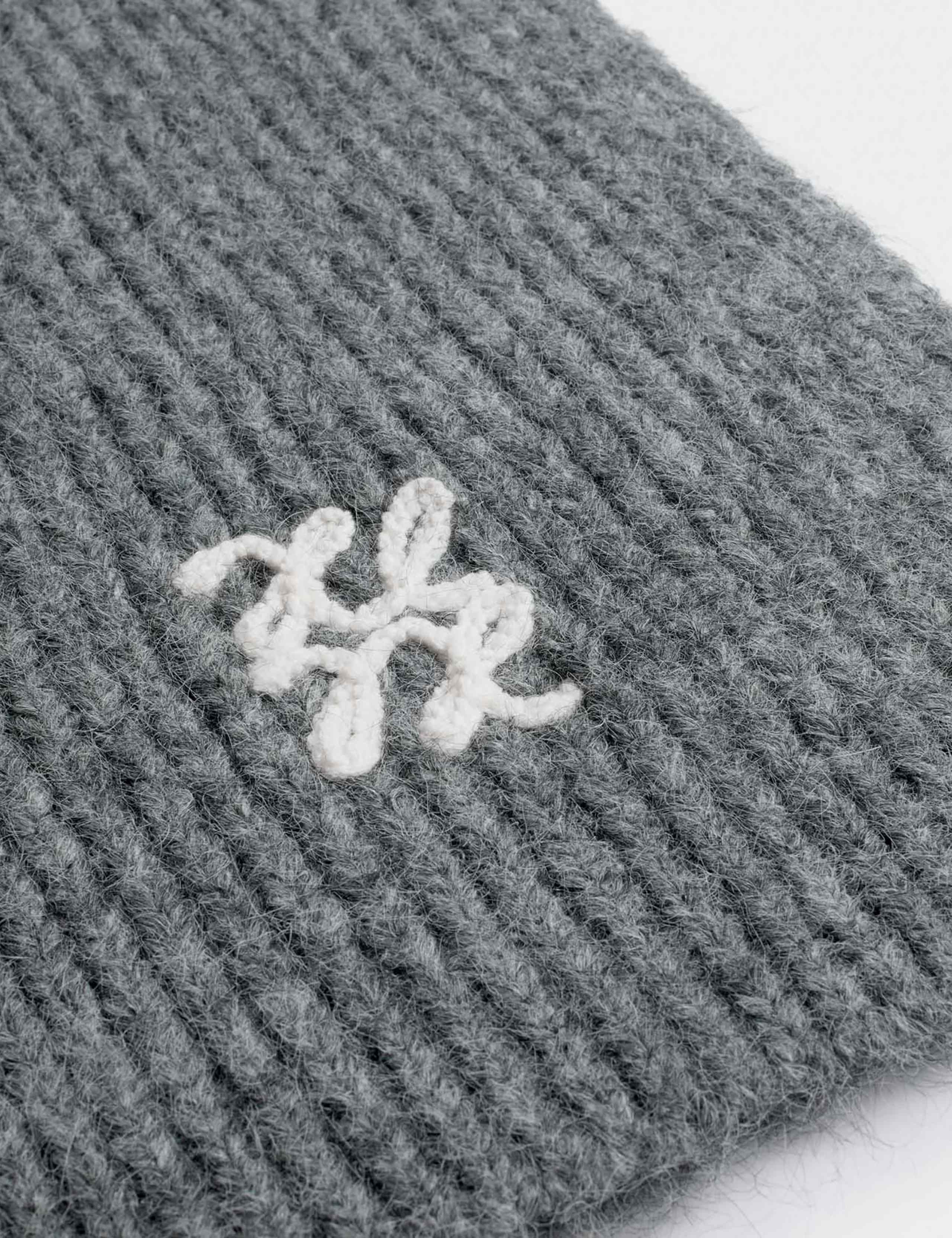 Ribbed Knit Logo Appliqué Scarf with Wool 5 of 5