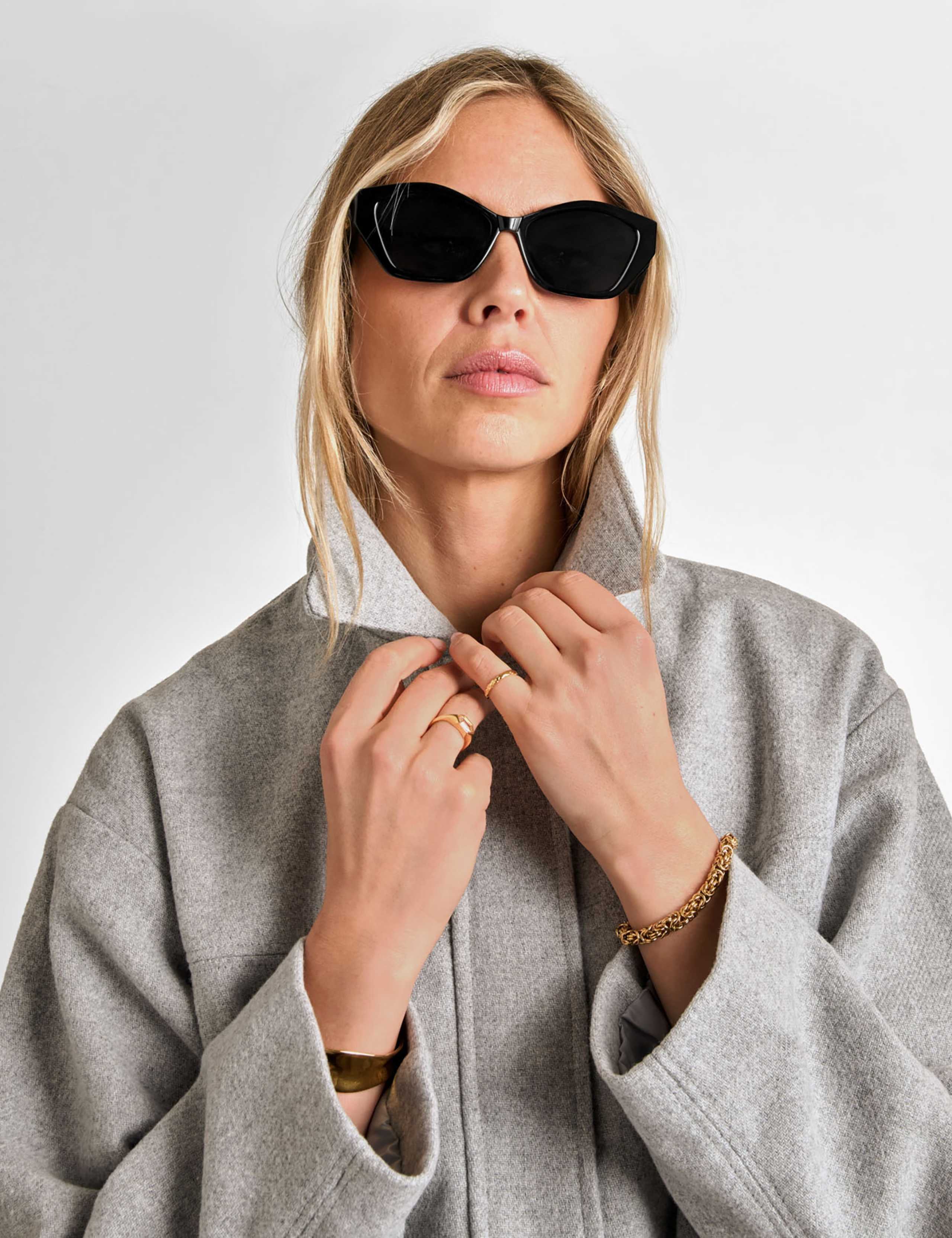 Angular Square Sunglasses 2 of 6