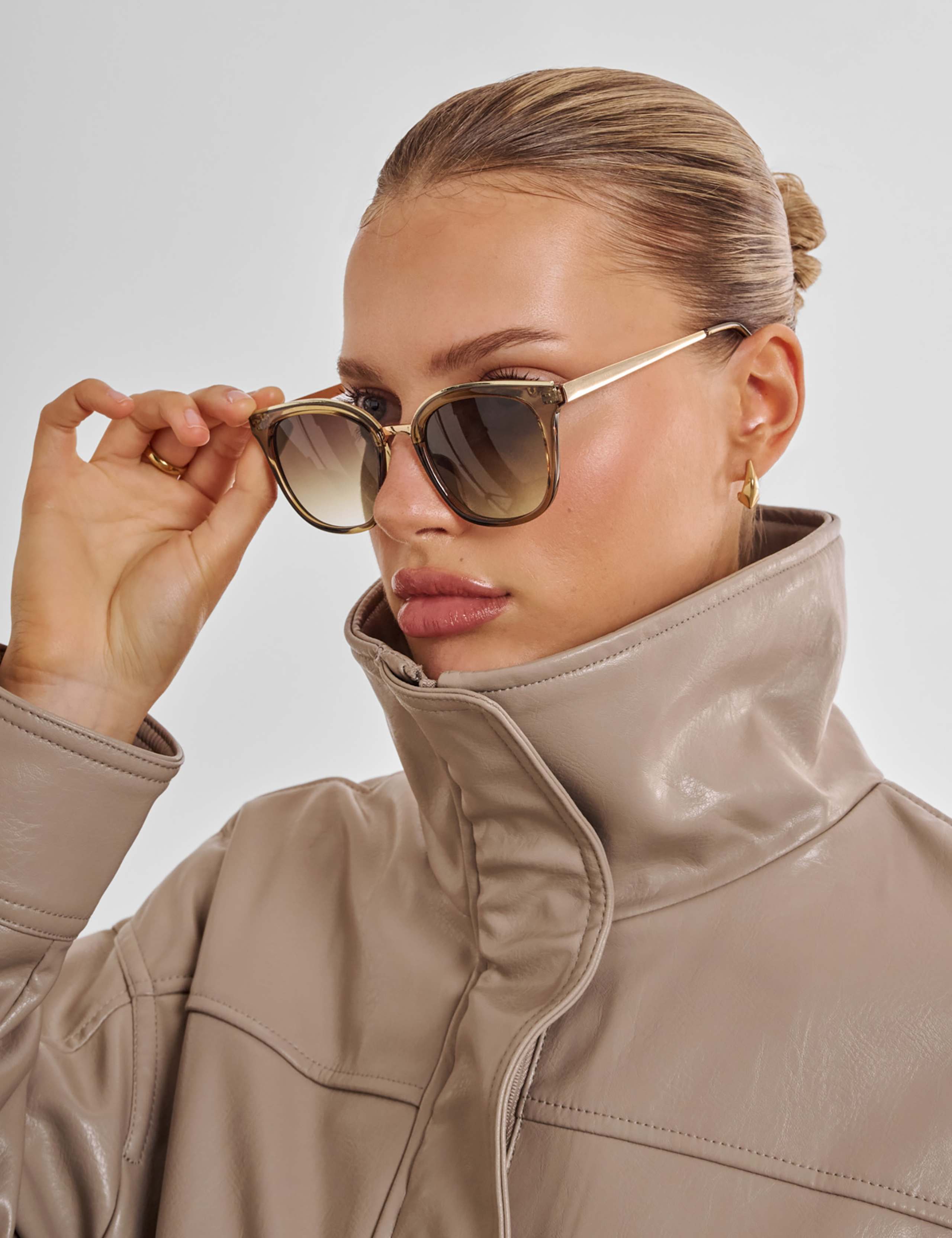 Square Sunglasses 1 of 6
