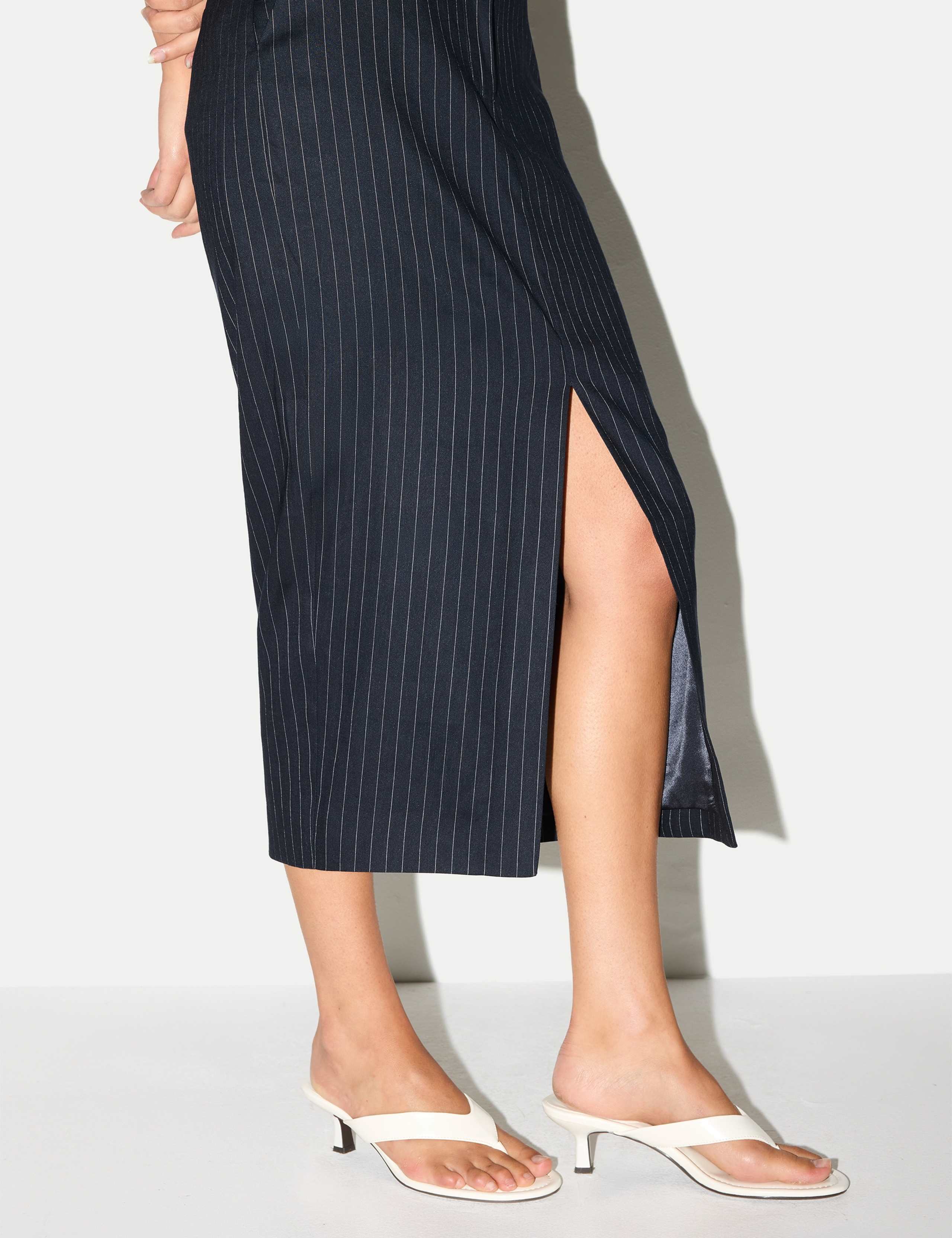 Linen Blend Striped Tailored Pencil Skirt 3 of 5