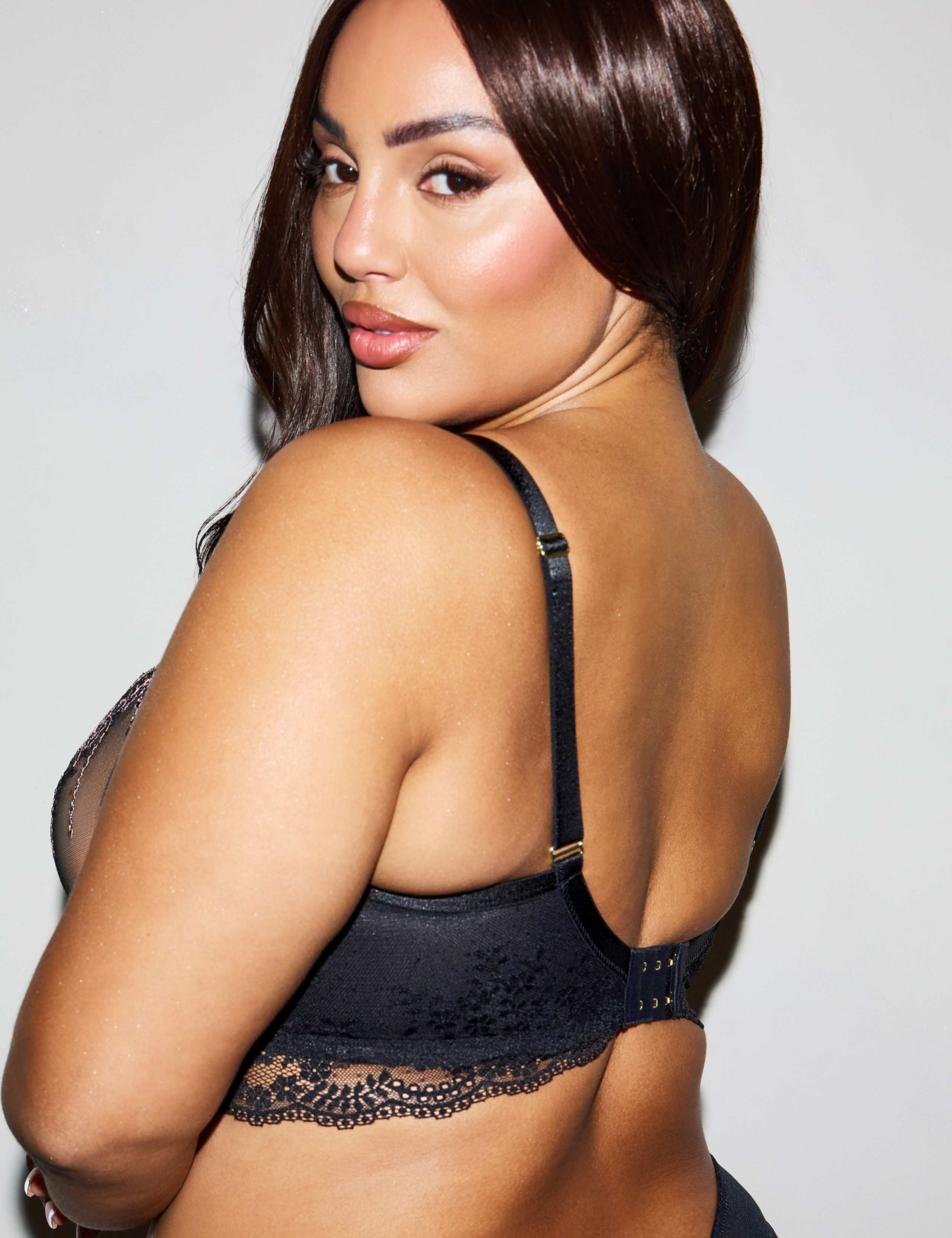 Embroidered Plunge Bra (A-G) 7 of 9
