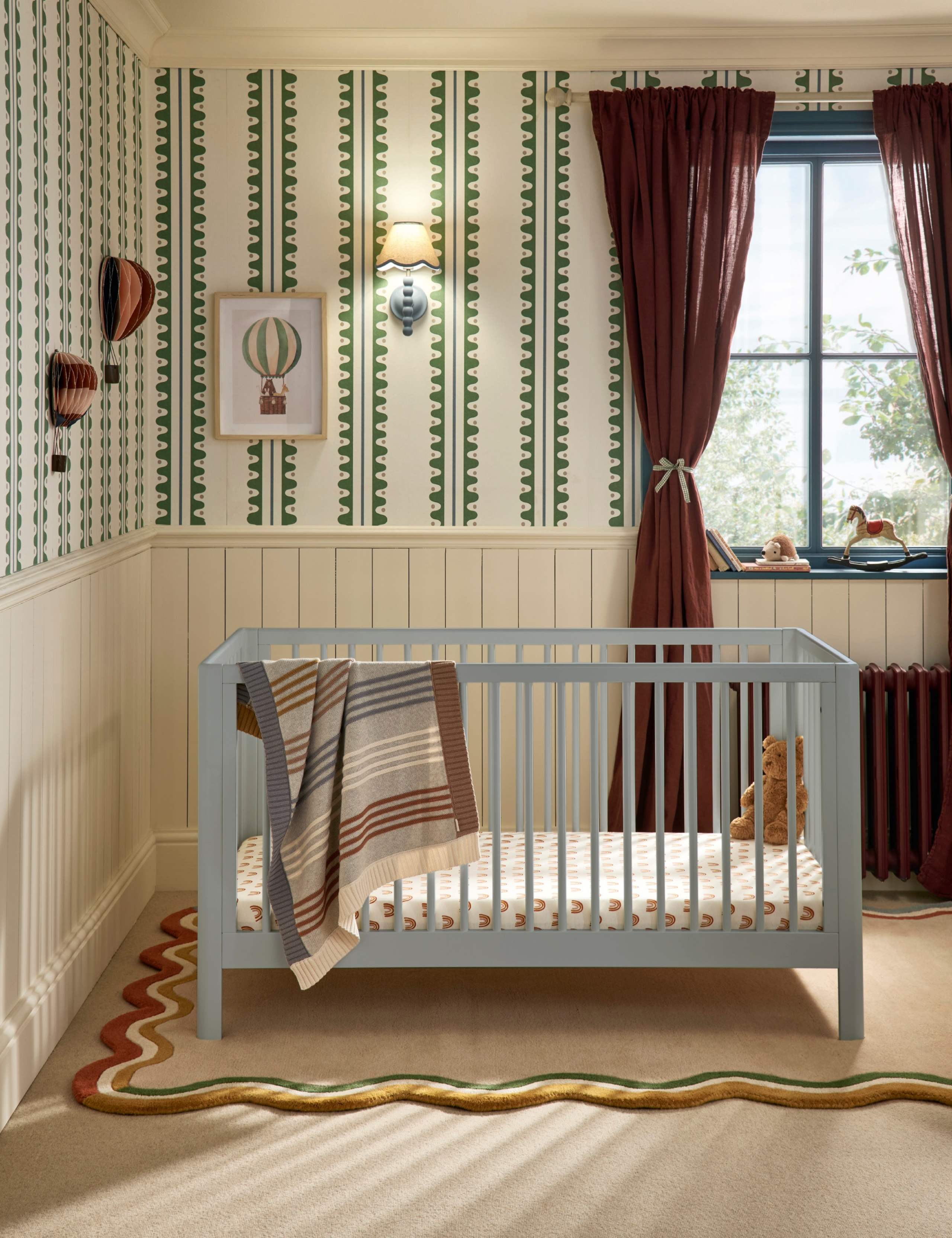 Arbor Cot Bed 1 of 2