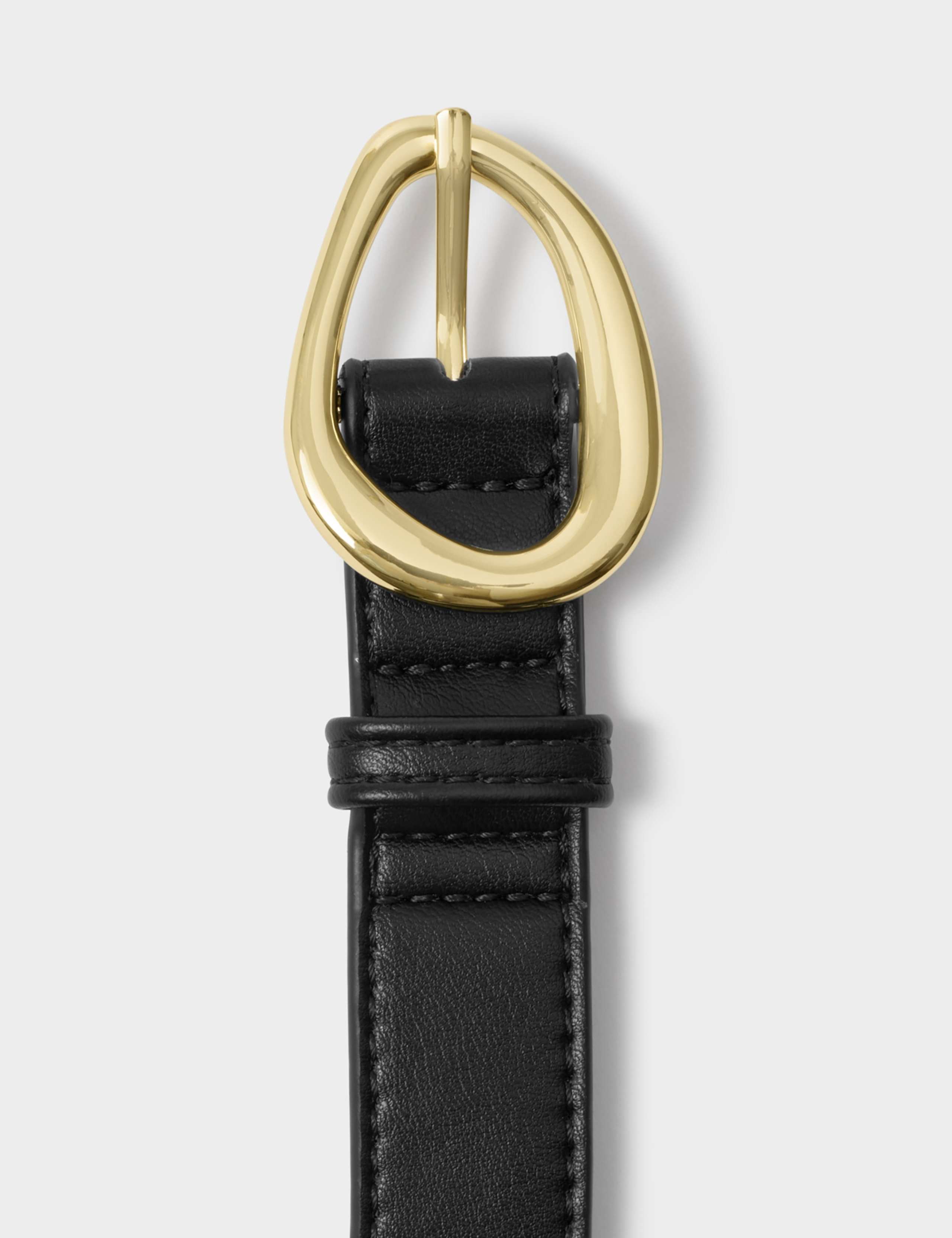 Plain Belt With Buckle Fastening 4 of 4