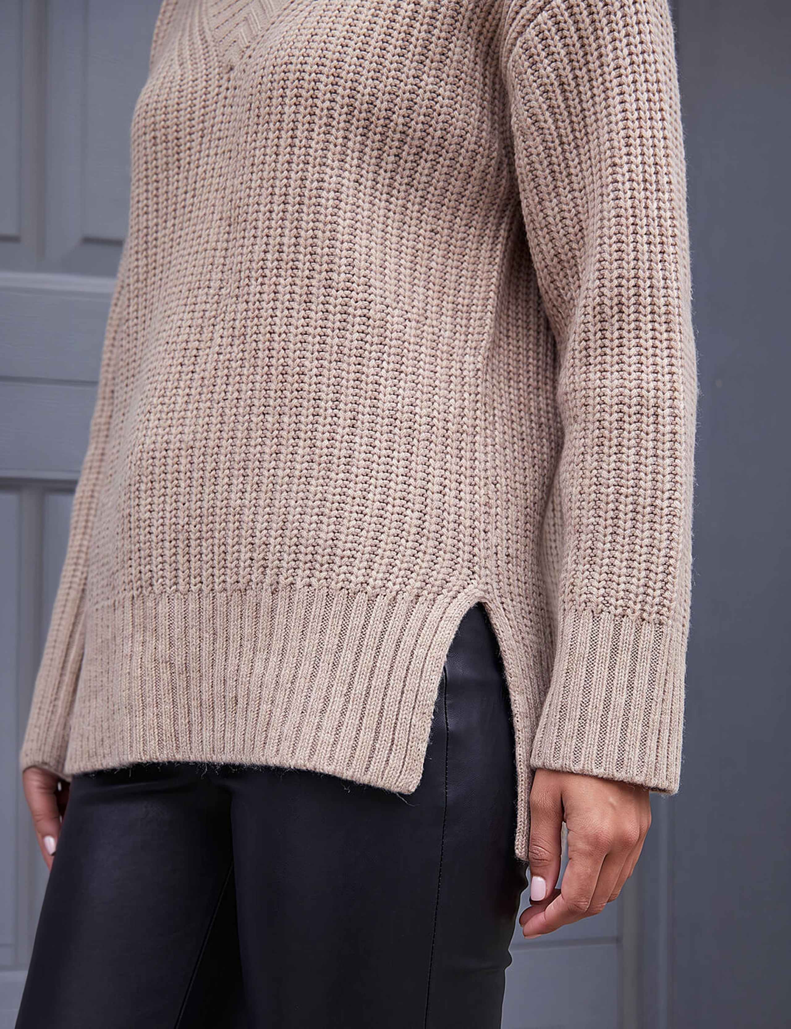 Chunky V-Neck Split Hem Longline Jumper 4 of 4