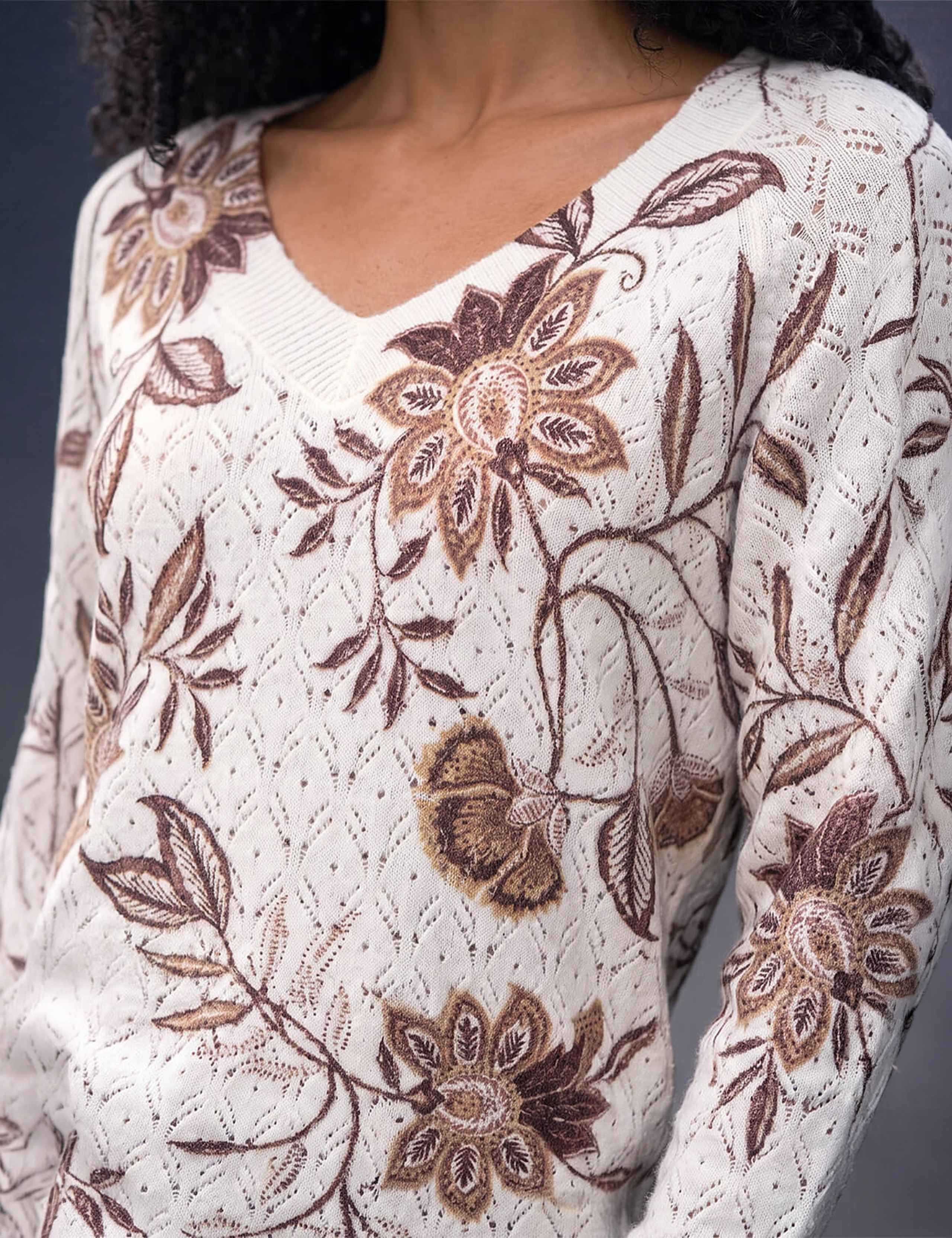 Floral V-Neck Jumper 4 of 4