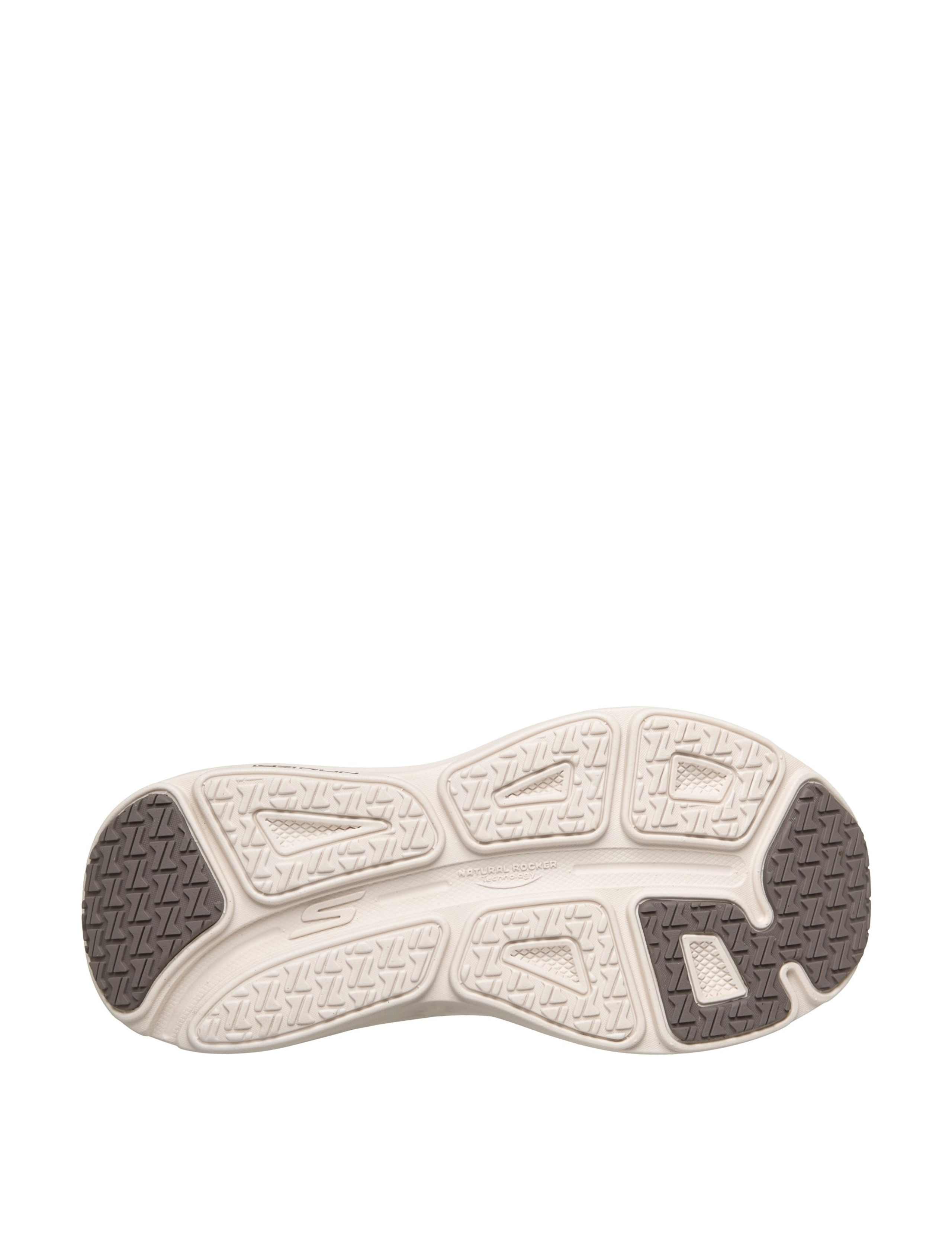 Max Cushioning Endeavour Running Trainers 4 of 4