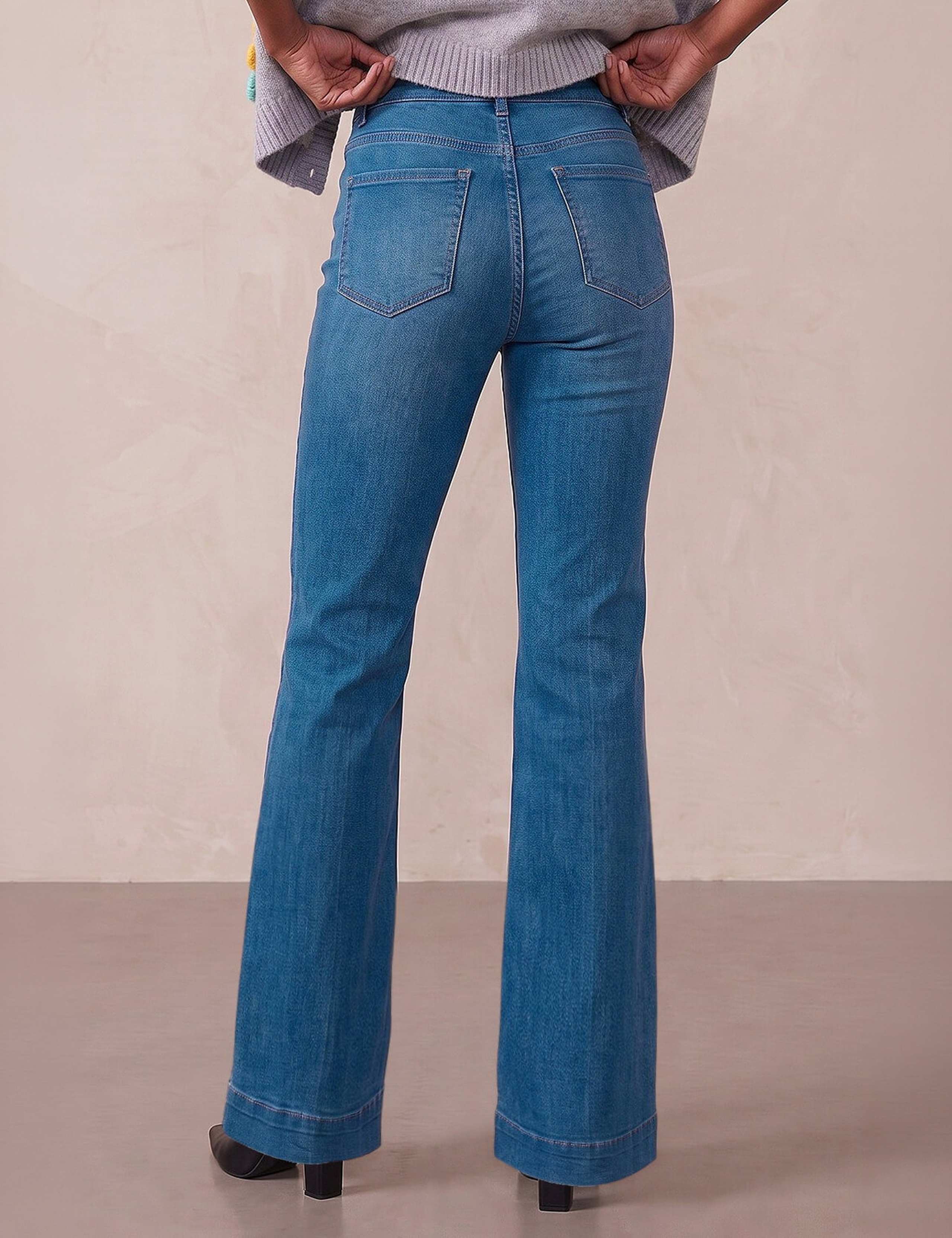 High Waisted Stretch Flared Jeans 3 of 4