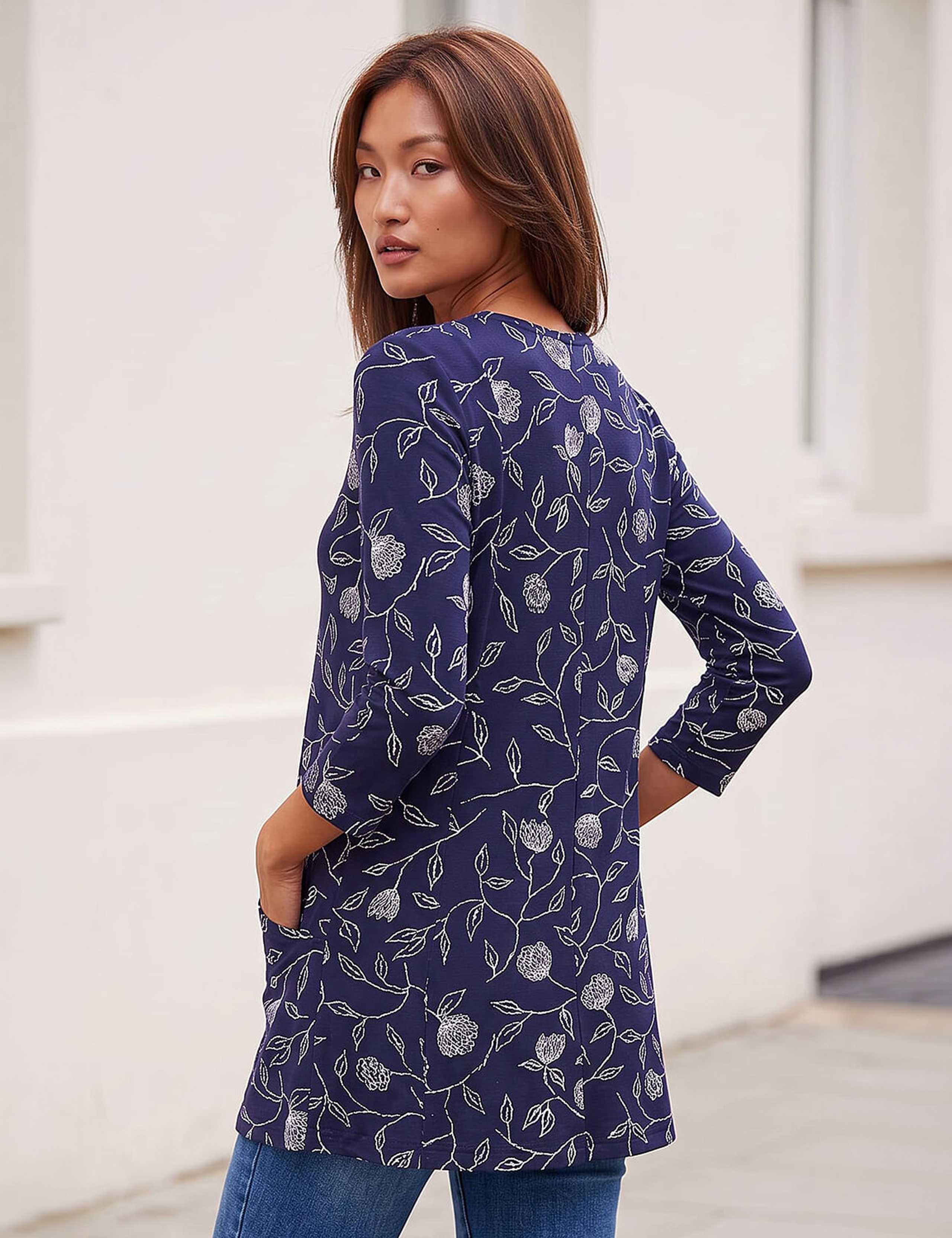 Jersey Floral Pocket Tunic 2 of 4
