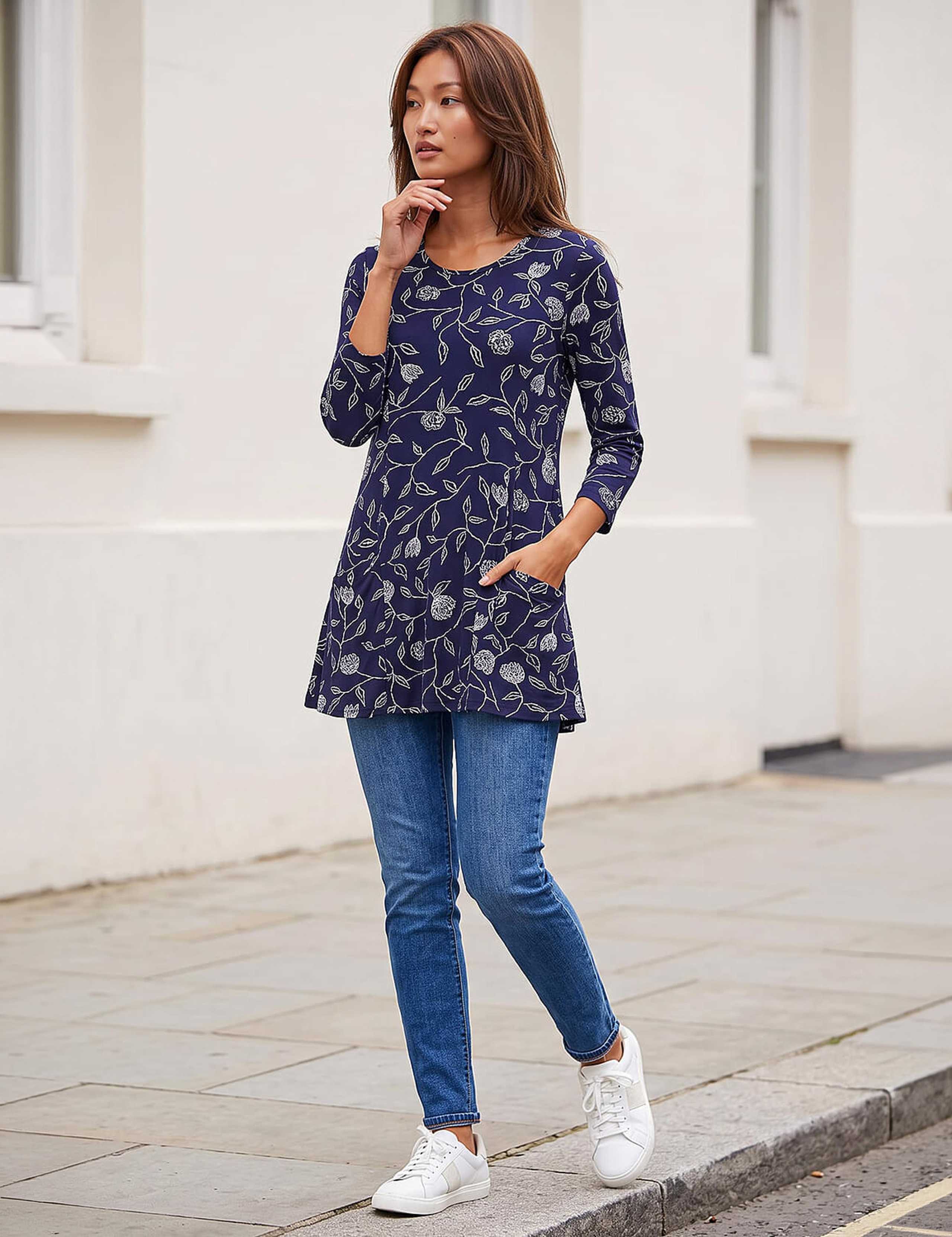 Jersey Floral Pocket Tunic 3 of 4