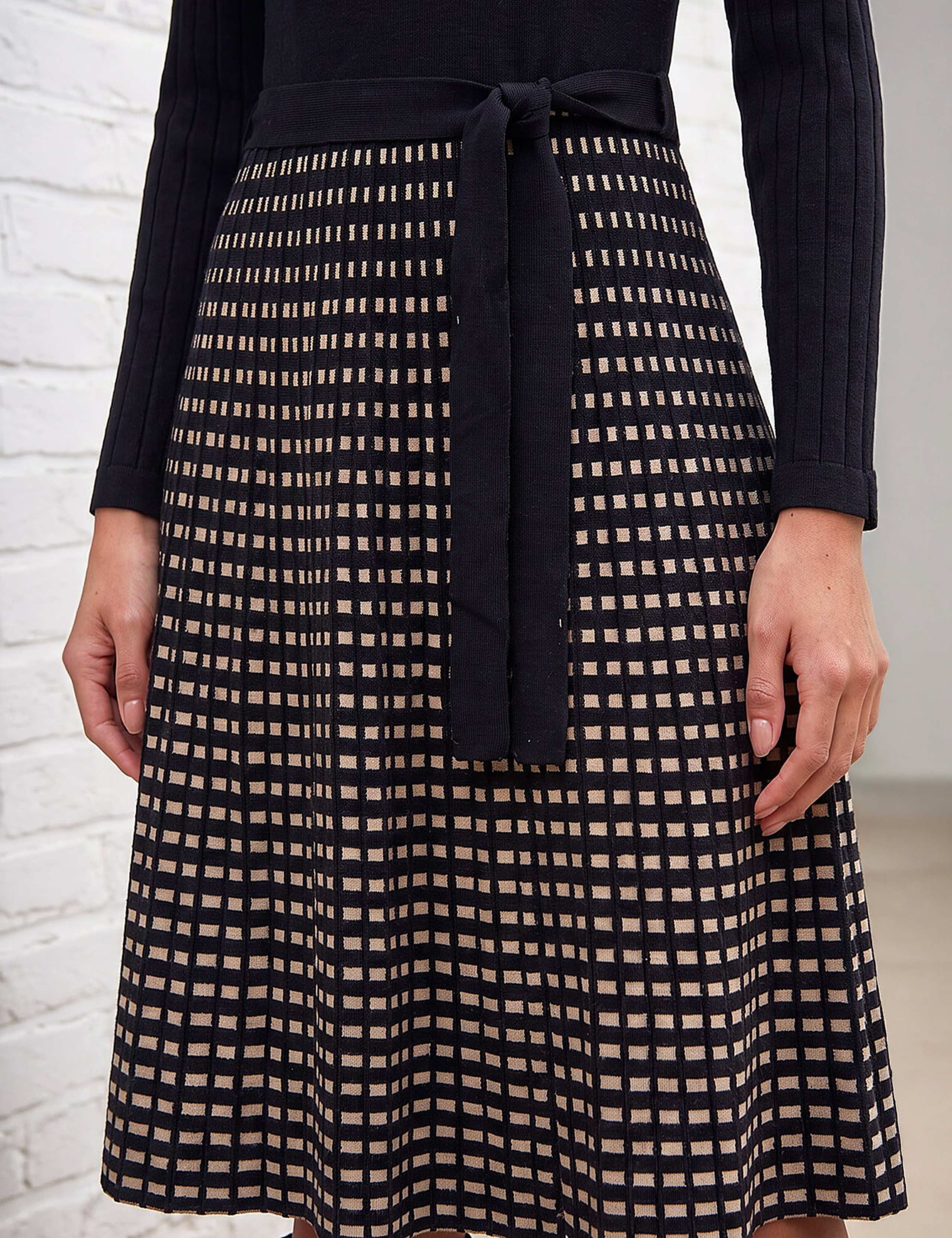 Checked Belted Knee Length Jumper Dress 4 of 4