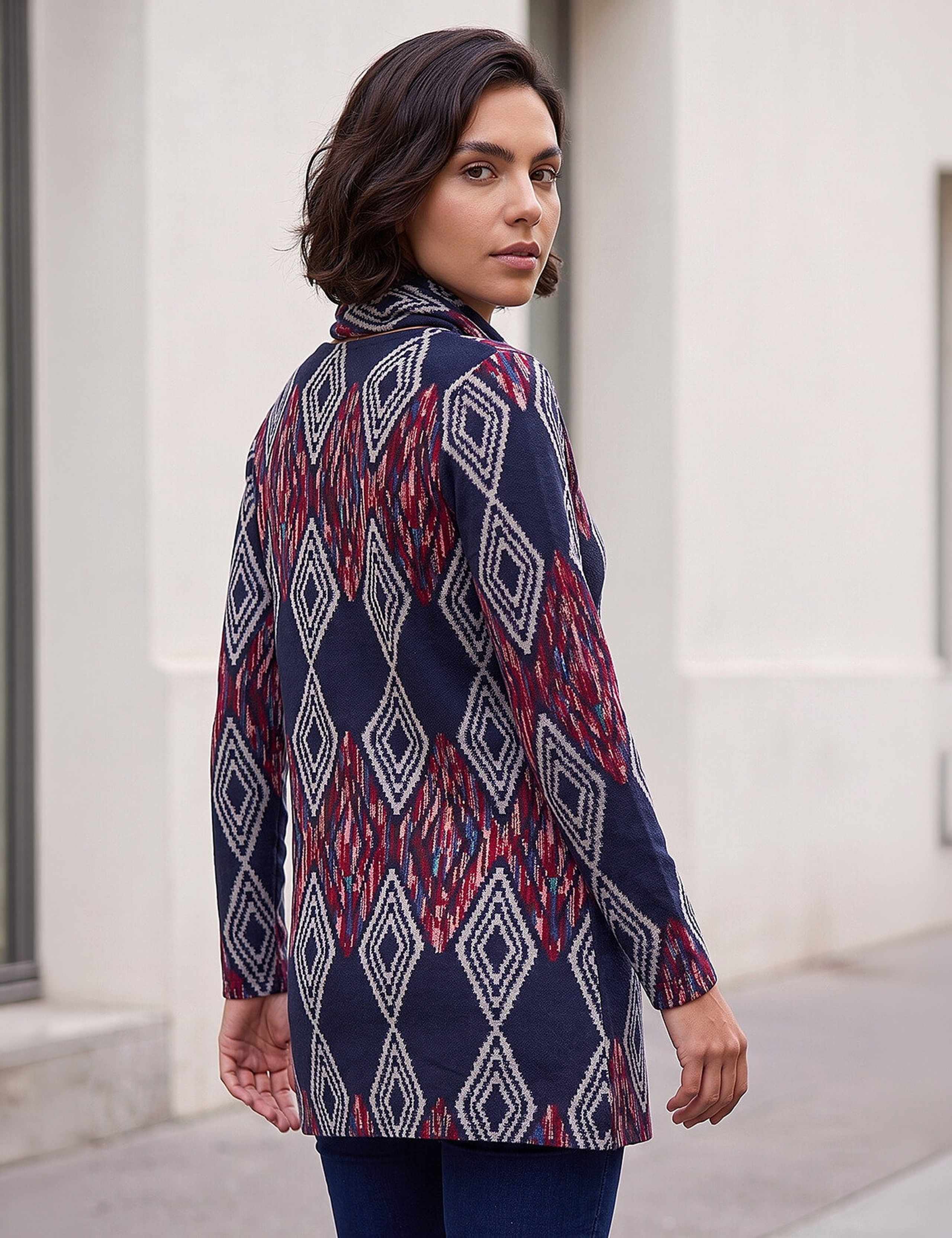 Printed Detachable Scarf Tunic 2 of 4
