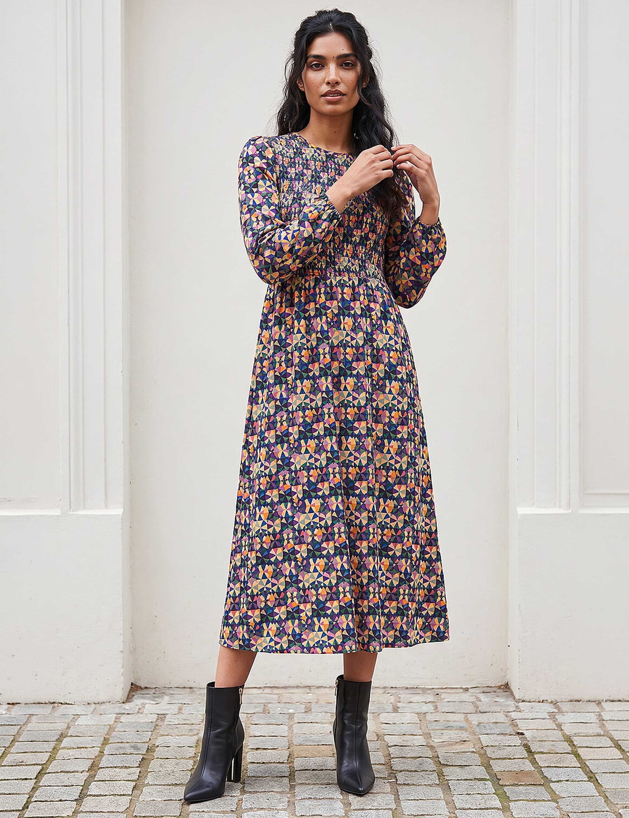 Jersey Geometric Print Shirred Midi Dress 2 of 4