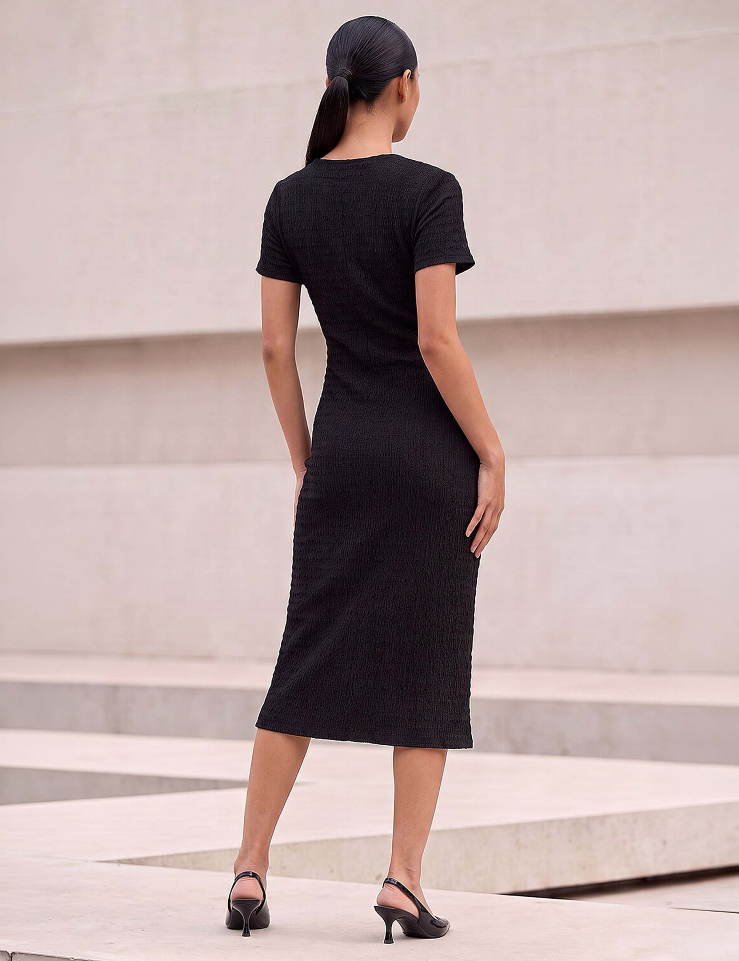 Petite Textured Knee Length Bodycon Dress 2 of 4