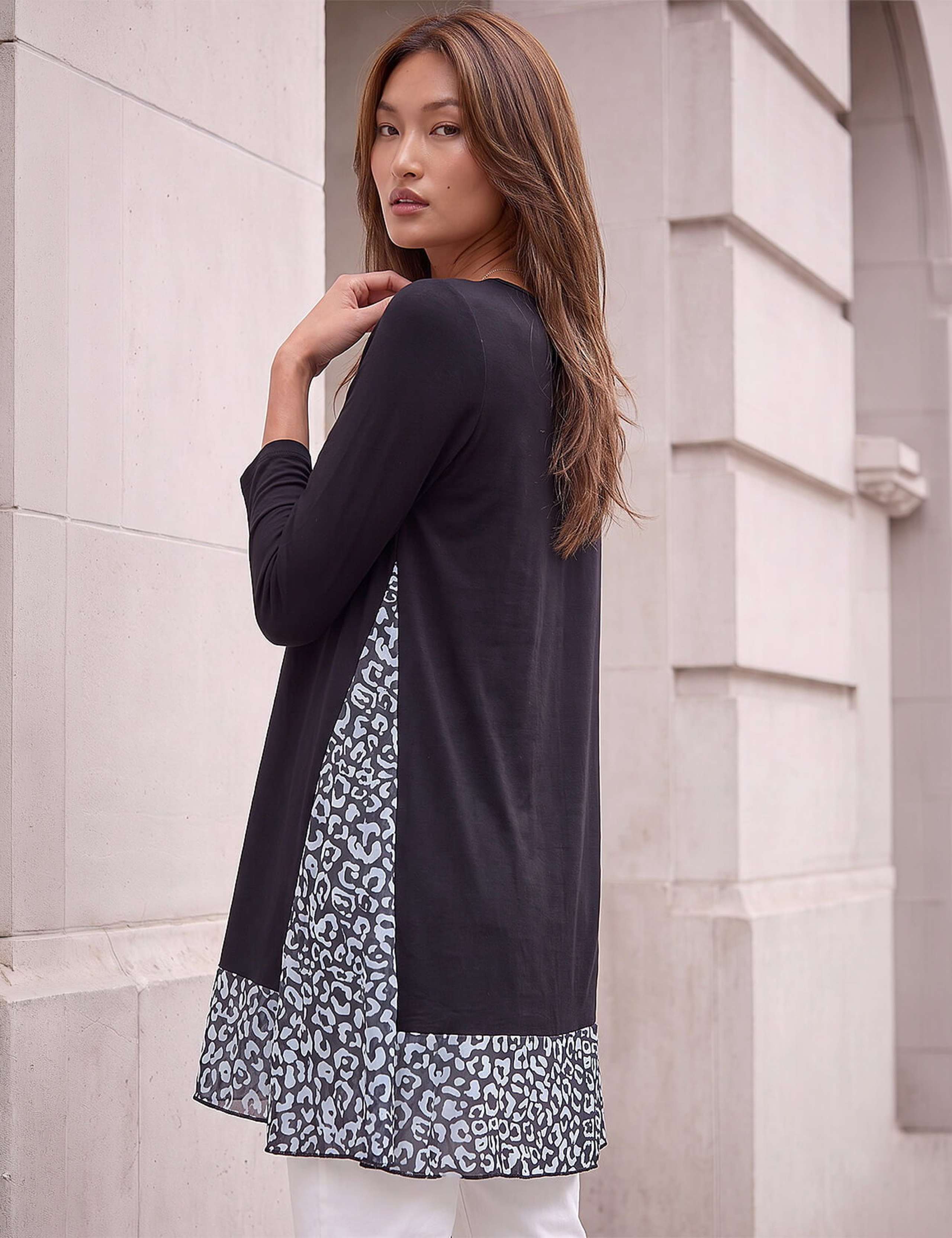 Animal Print Contrast Hem Swing Tunic Top 3 of 4