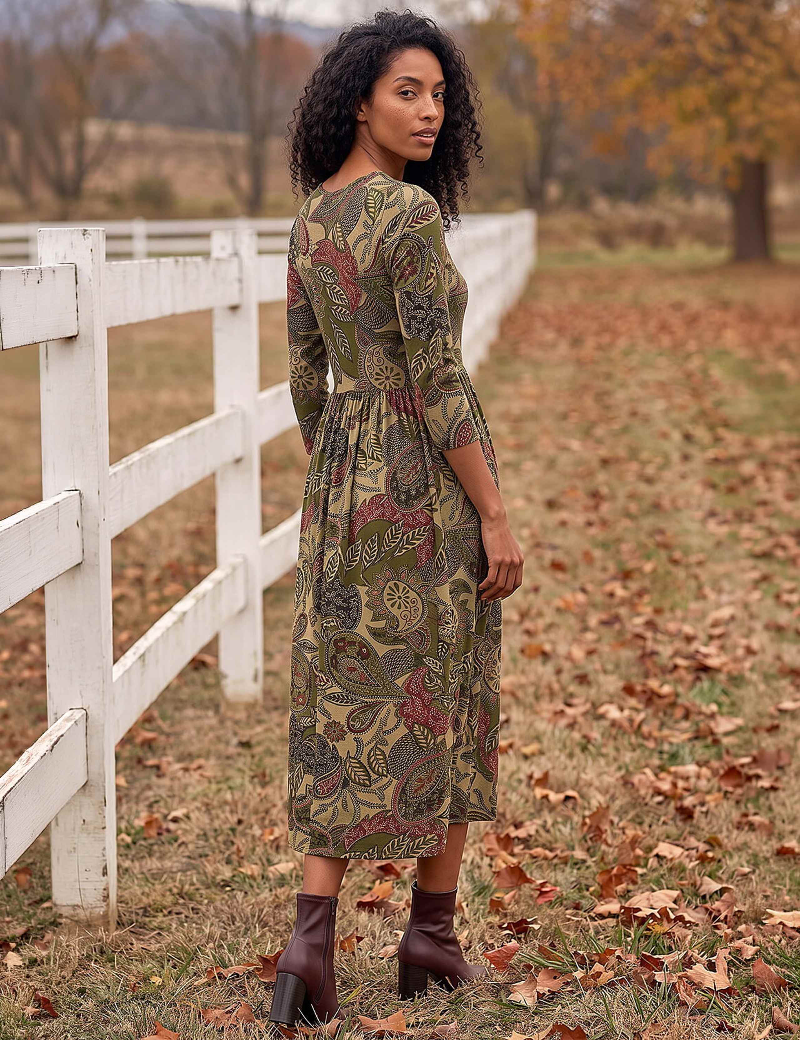 Stretch Jersey Paisley Print Midi Dress 3 of 4