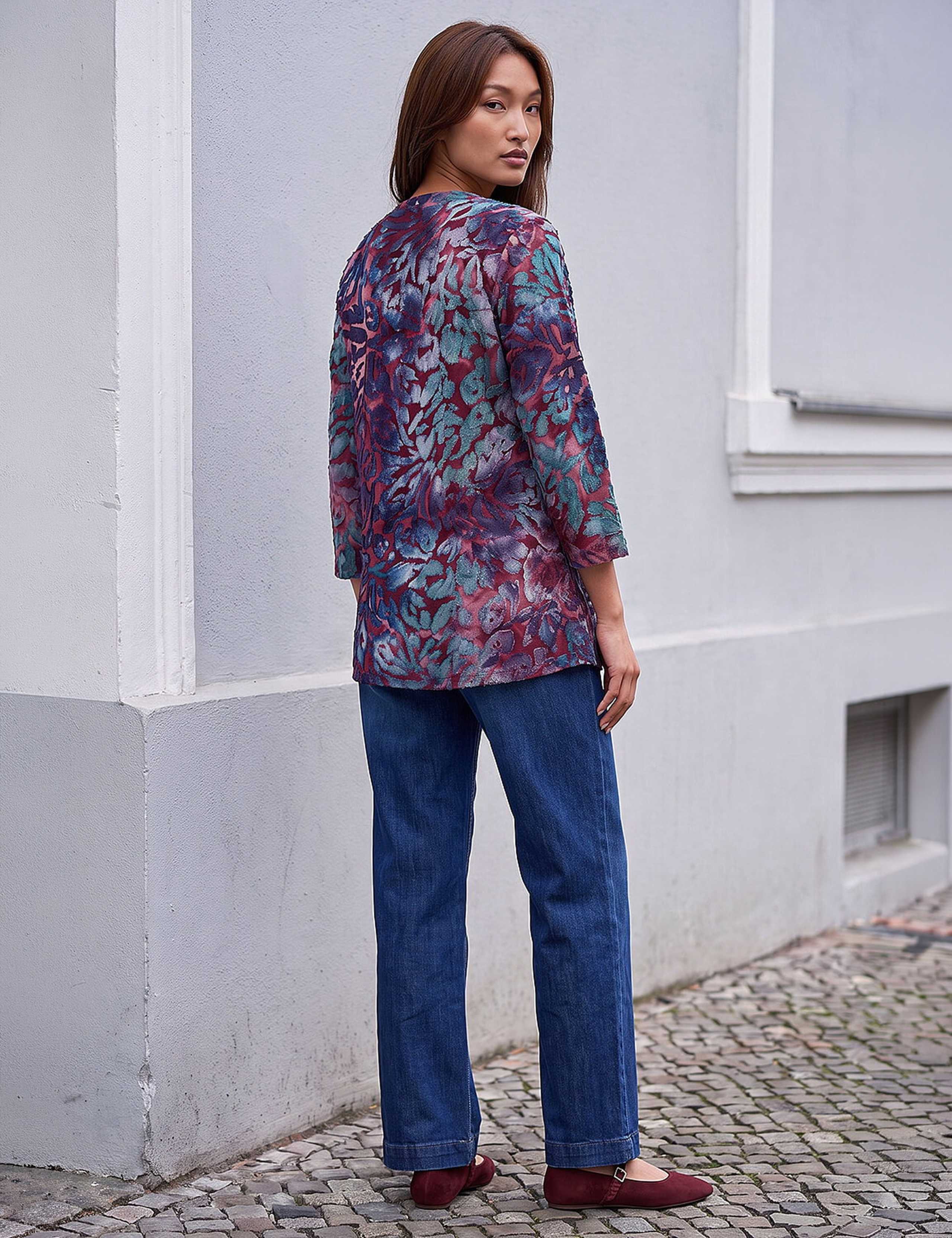 Jersey Textured Burnout Print Pintuck Shirt 3 of 4