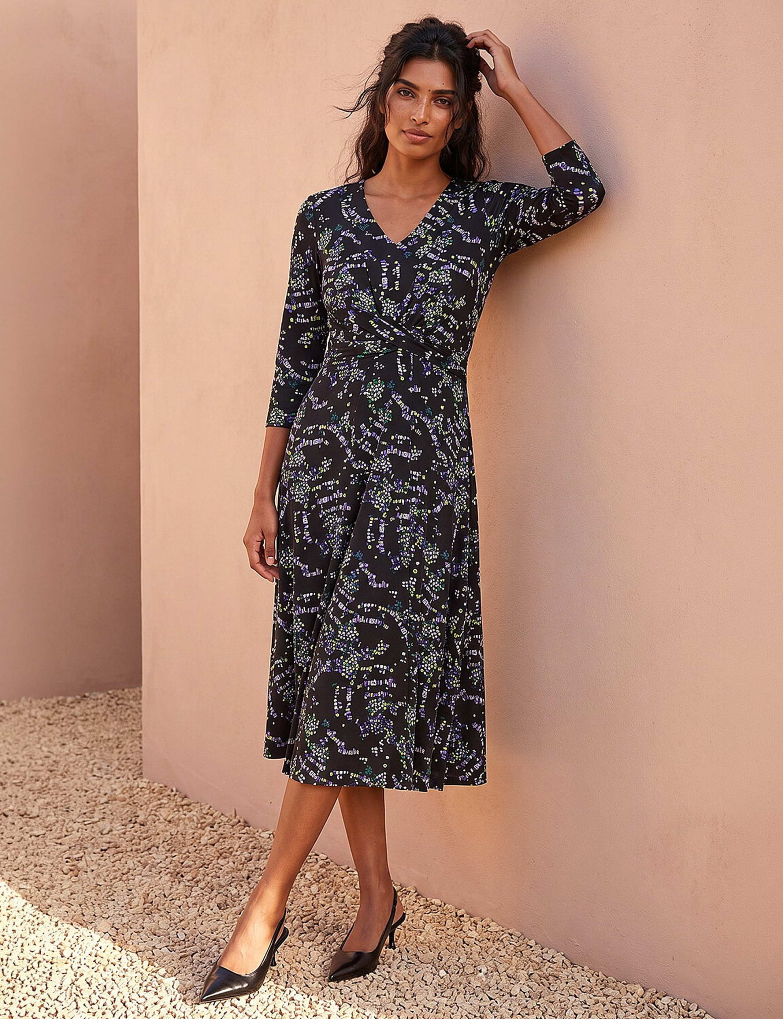 Abstract Crossover Stretch Midi Dress 2 of 4