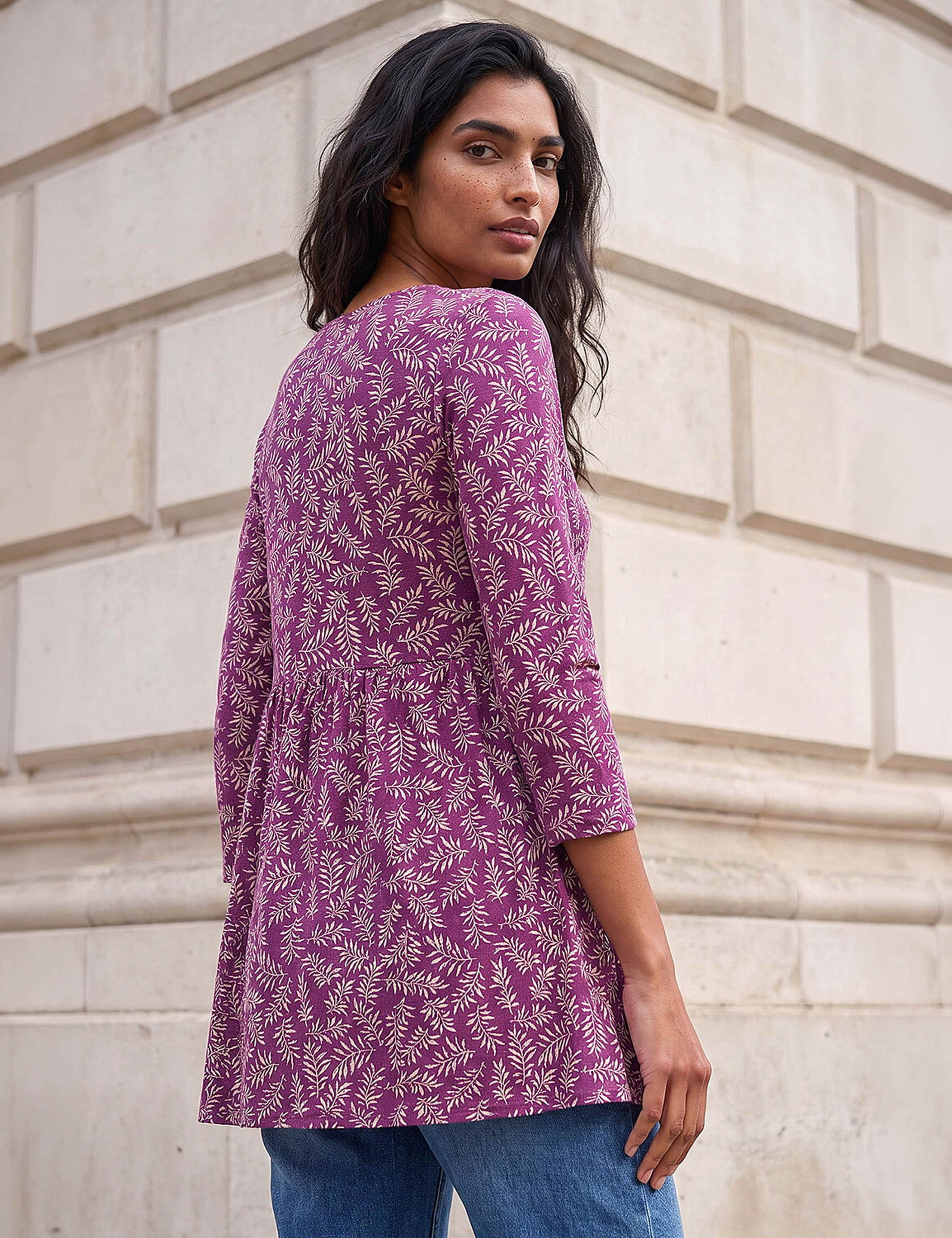 Jersey Leaf Print Gathered Waist Tunic Top 2 of 4
