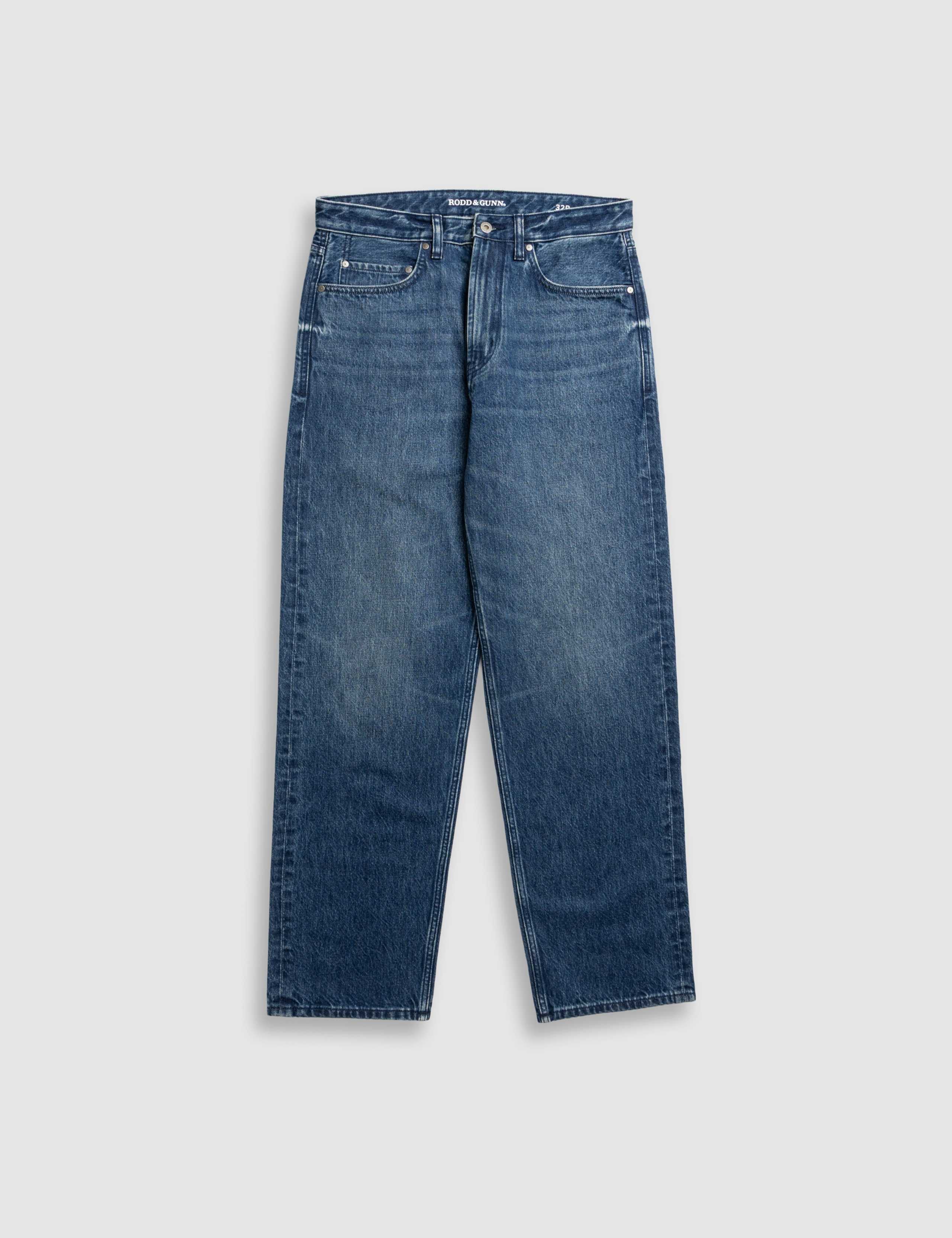 Loose Fit Jeans With Vintage Wash 4 of 7