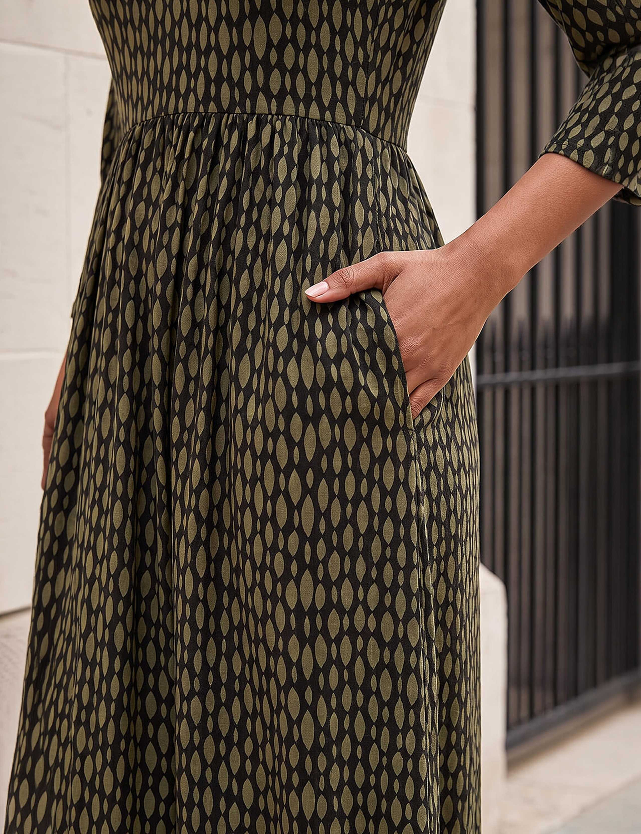 Geometric Round Neck Midi Skater Dress 4 of 4