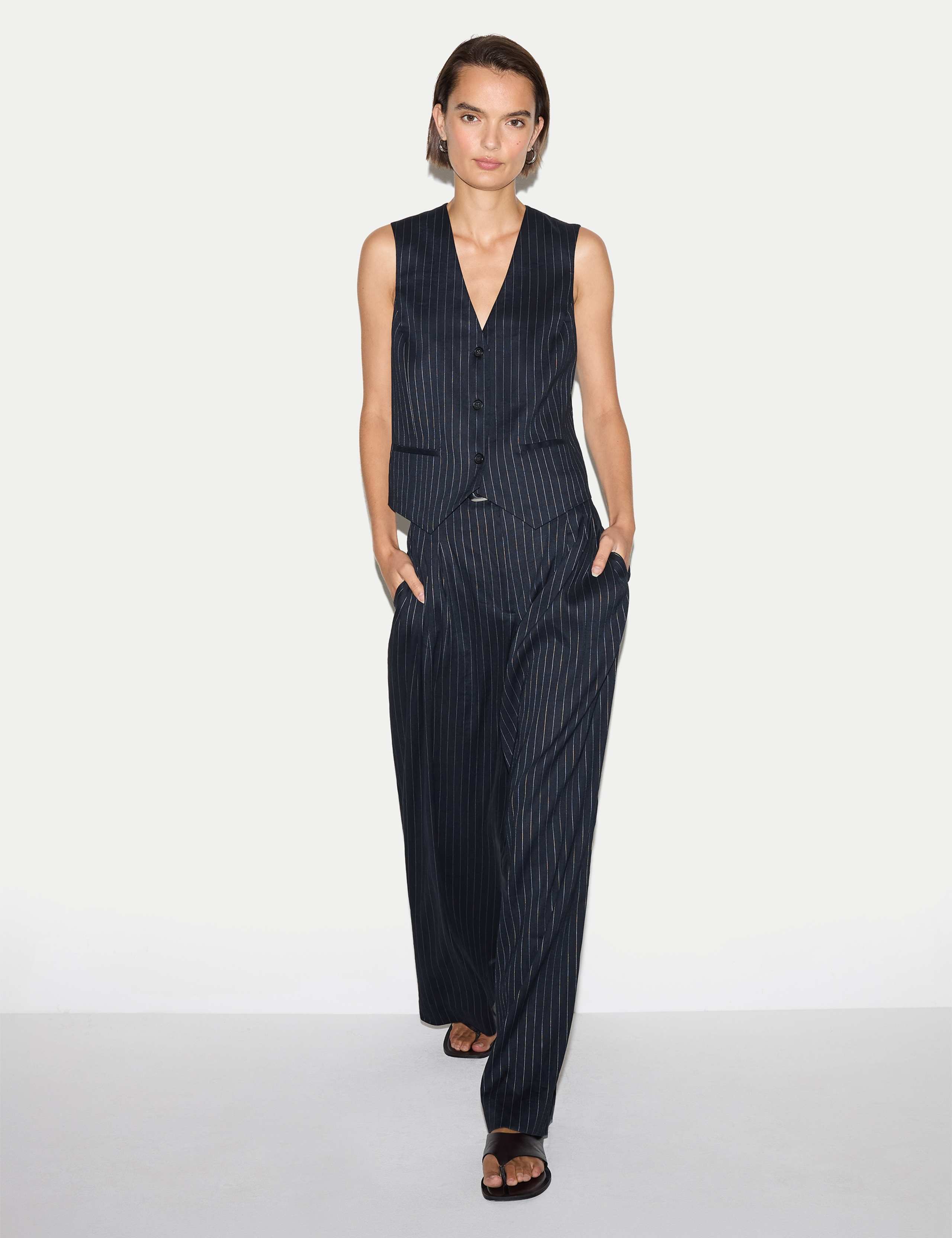 Linen Blend Pinstripe Pleat Front Wide Leg Trousers 4 of 5