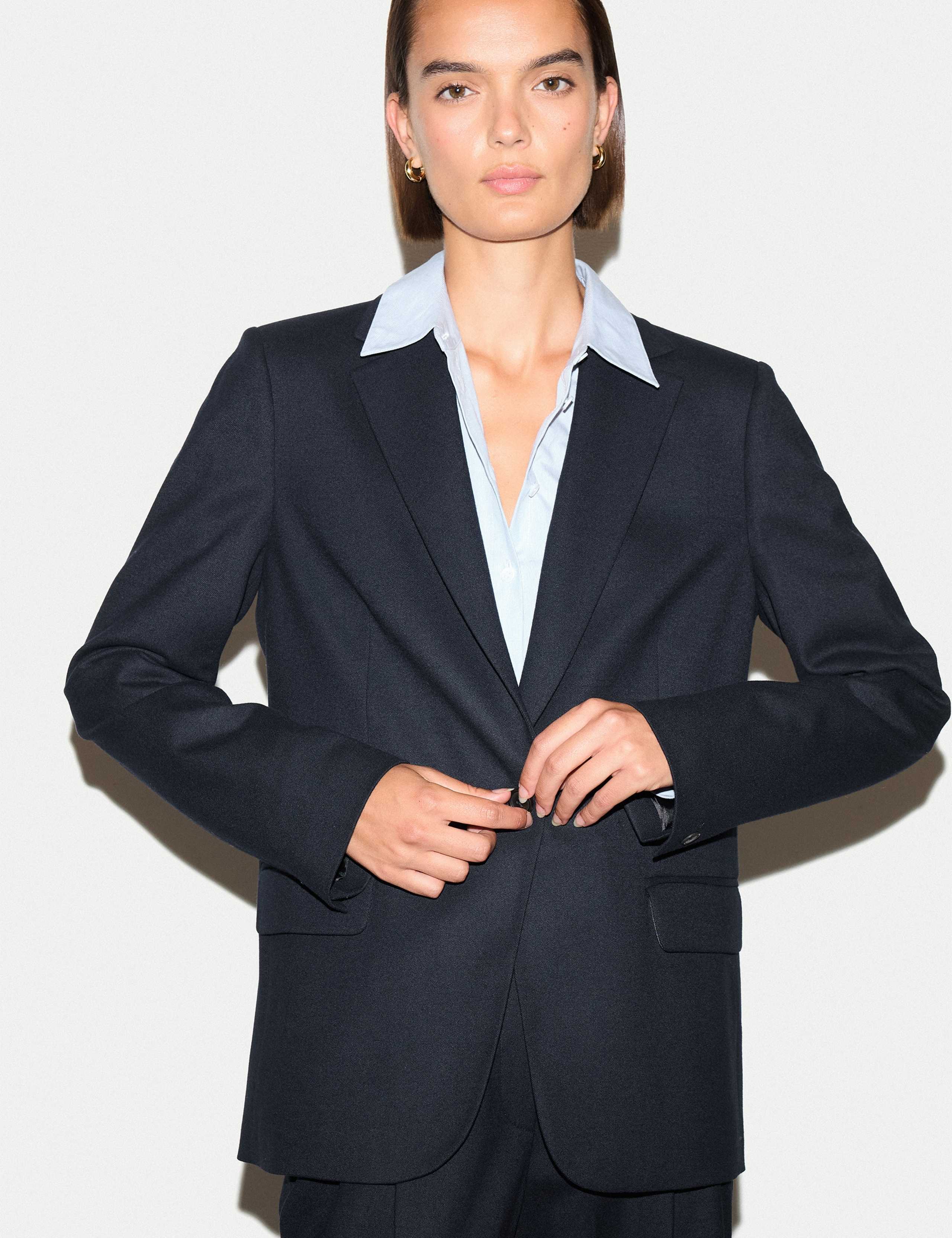 Single Breasted Tailored Blazer 3 of 7