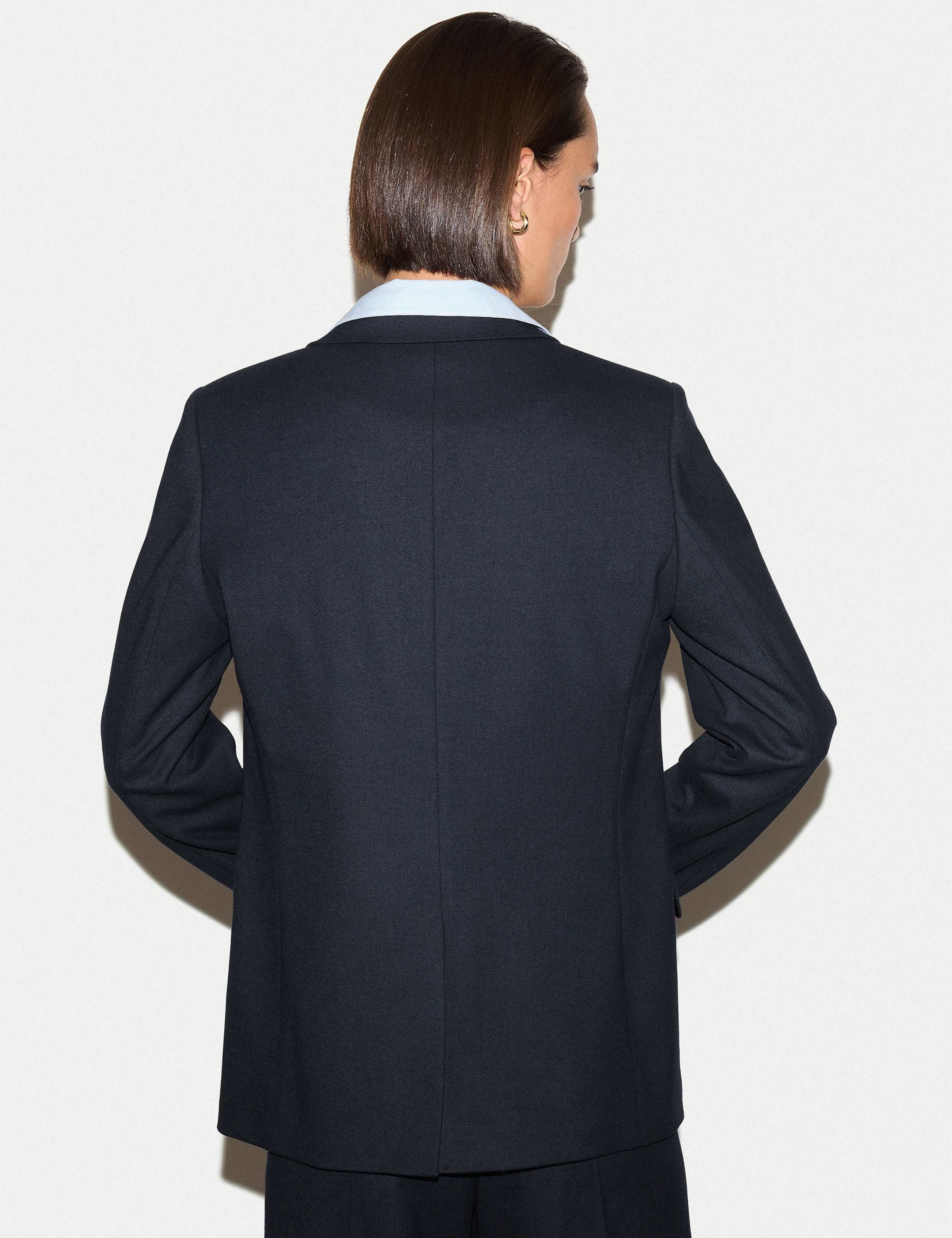 Single Breasted Tailored Blazer 7 of 7