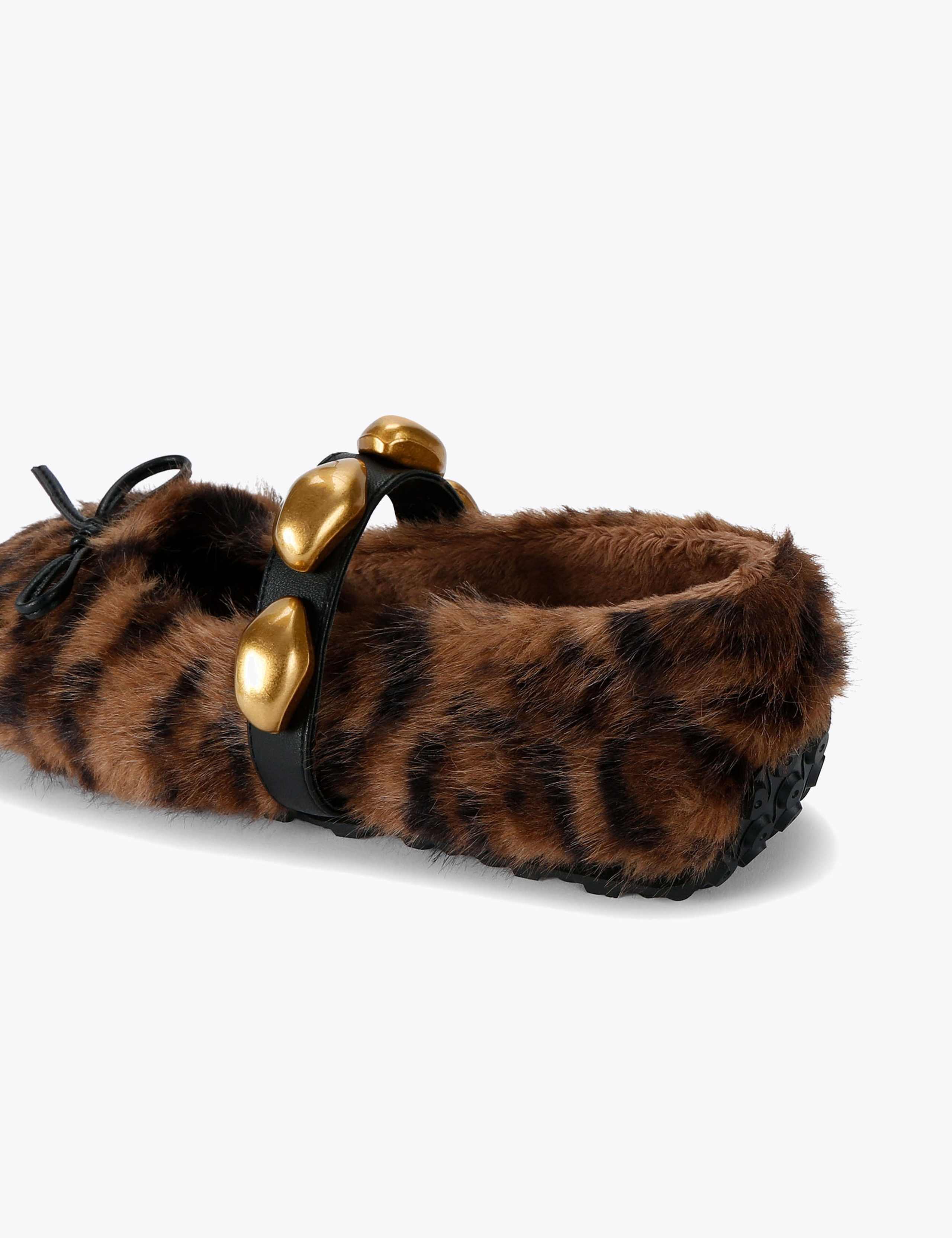 Toasted Leopard Print Faux Fur Buckle Pump Slippers 4 of 4