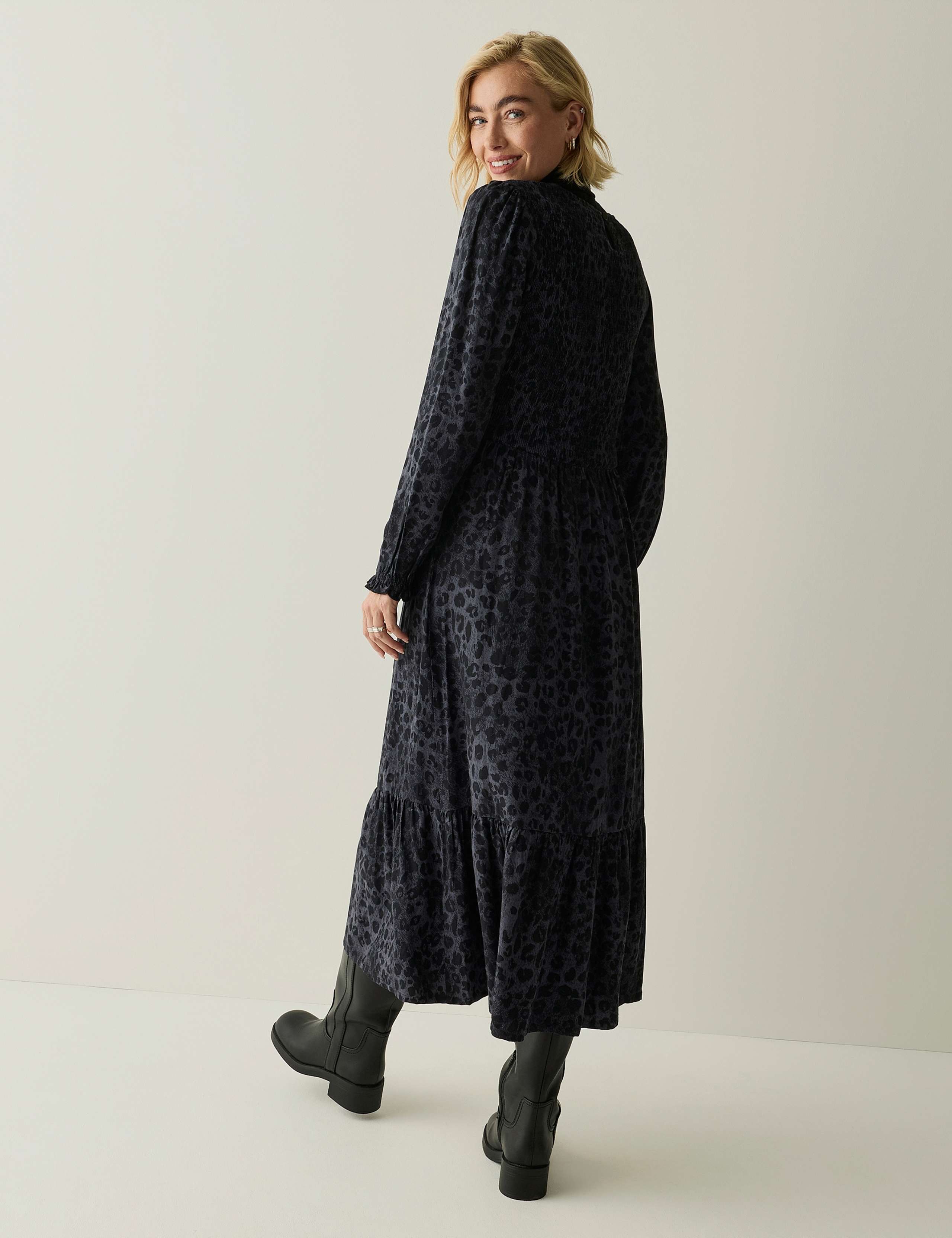 Textured Shirred Maxi Tiered Dress 7 of 7