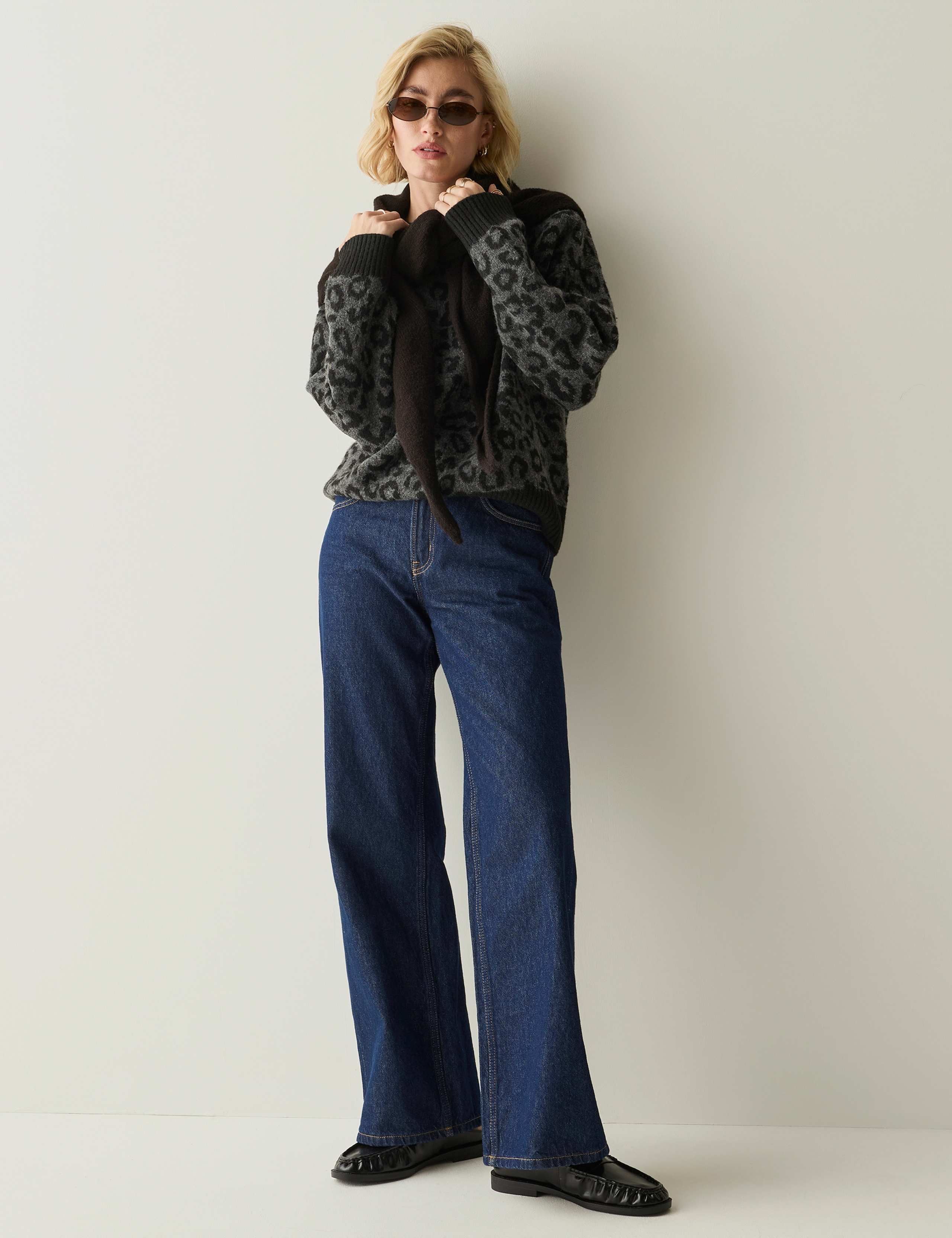 Relaxed Jumper 4 of 9