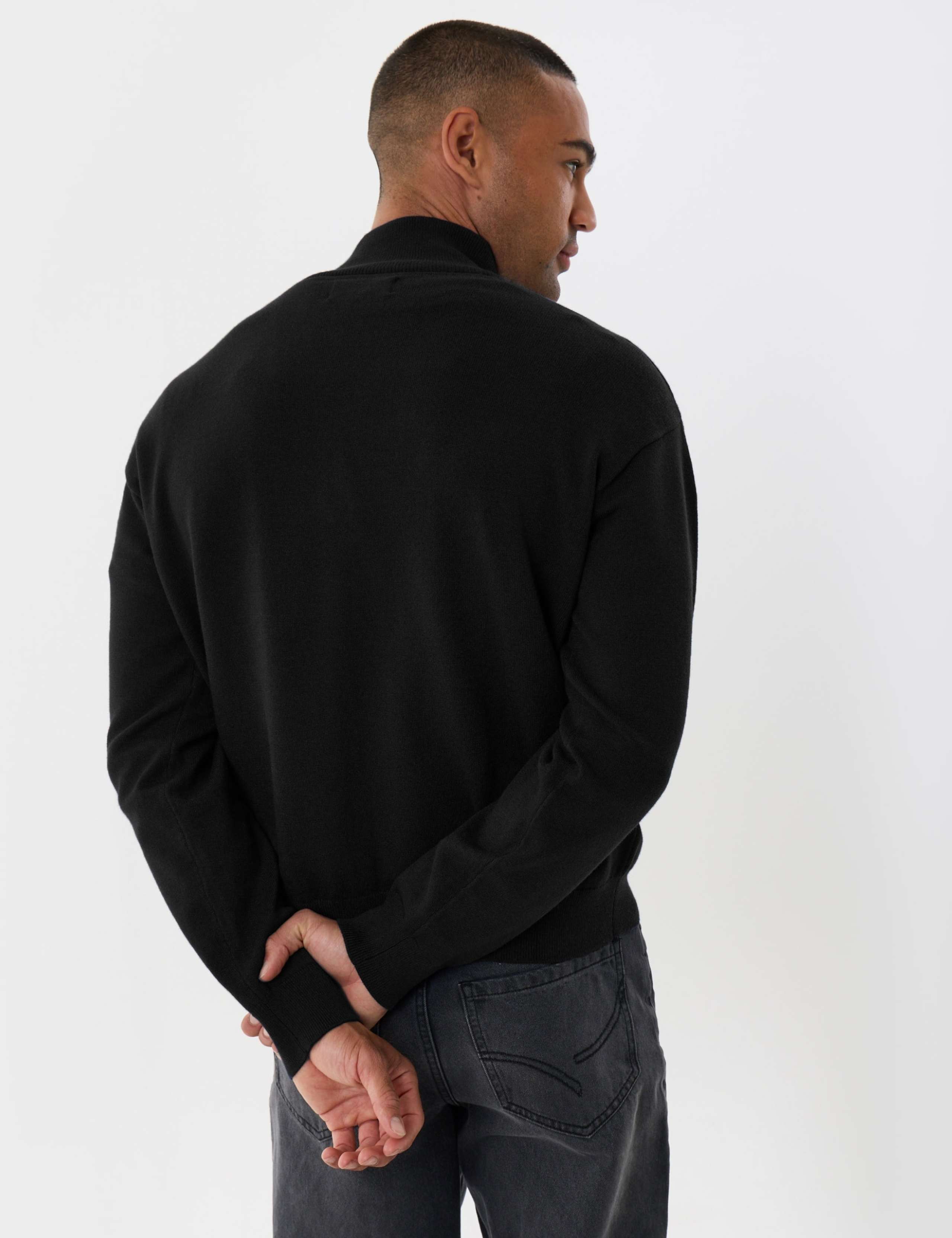 Supersoft Relaxed Fit Funnel Neck Quarter Zip Jumper 5 of 5