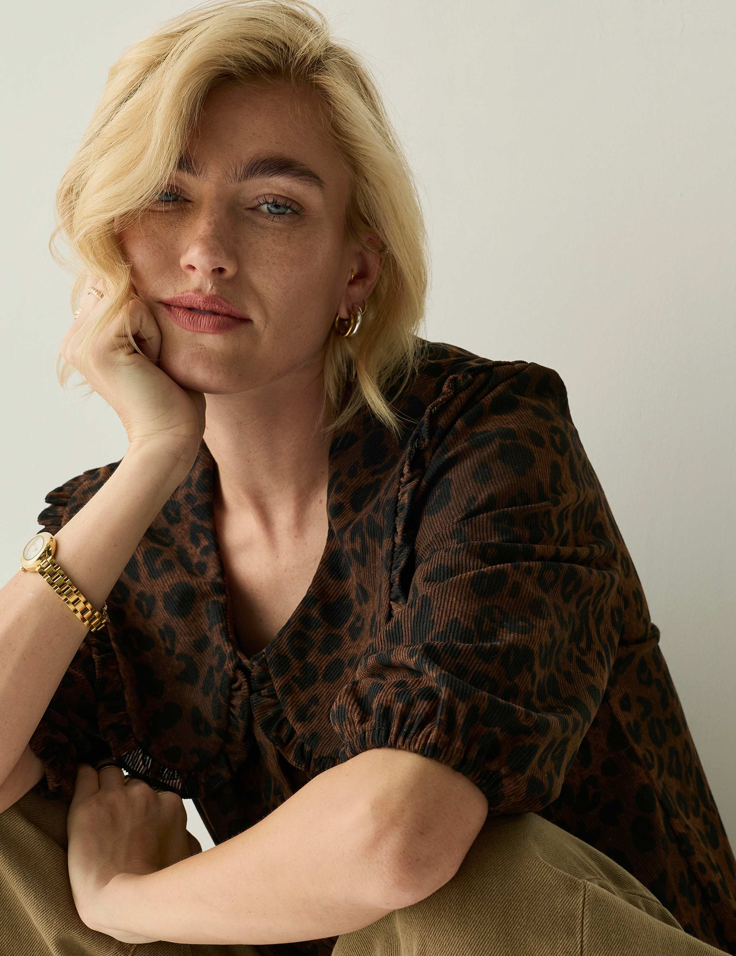 Cord Collared Relaxed Blouse 8 of 8
