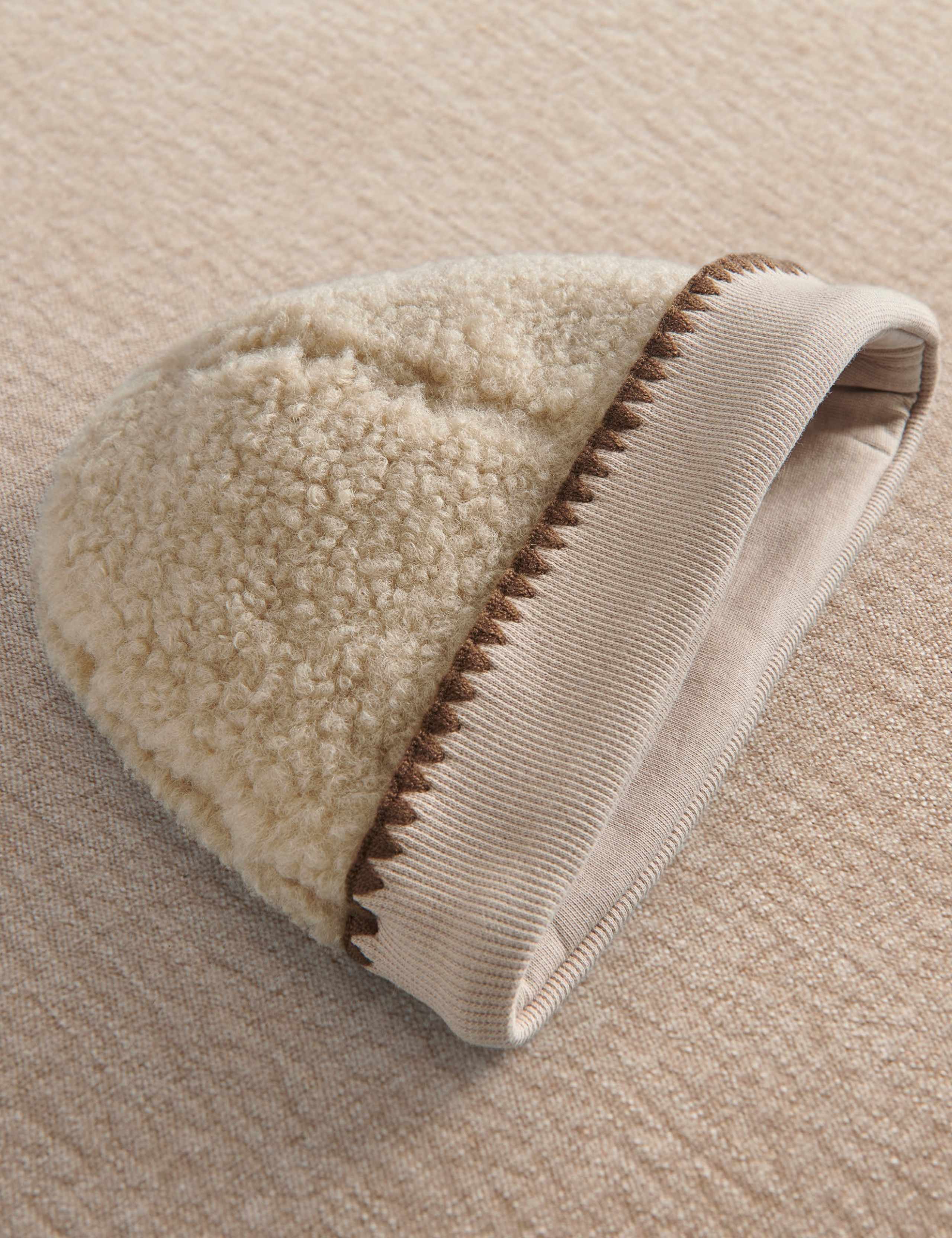 Borg Hat & Mitts Set (0-12 Mths) 3 of 4