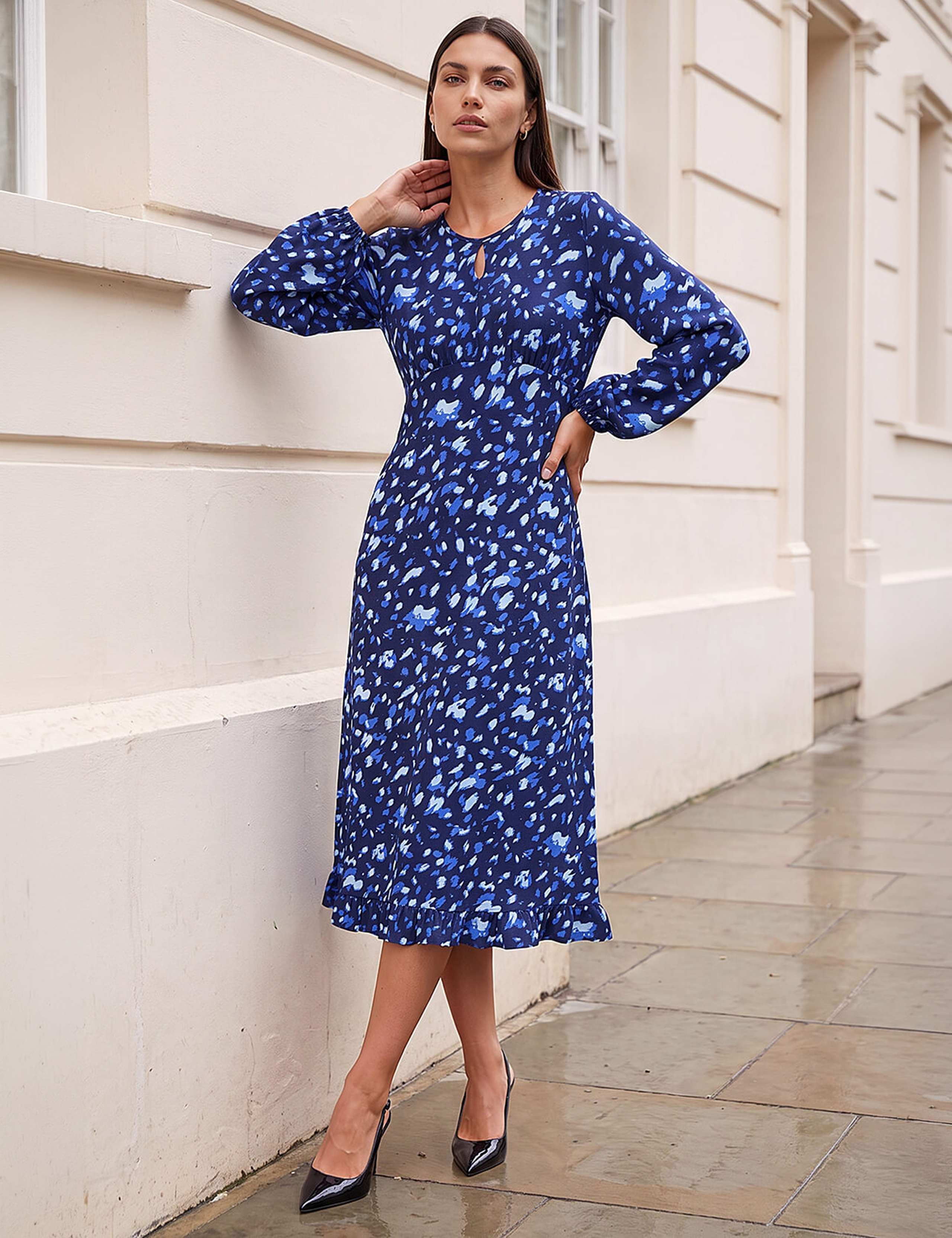 Abstract Keyhole Dress 2 of 4