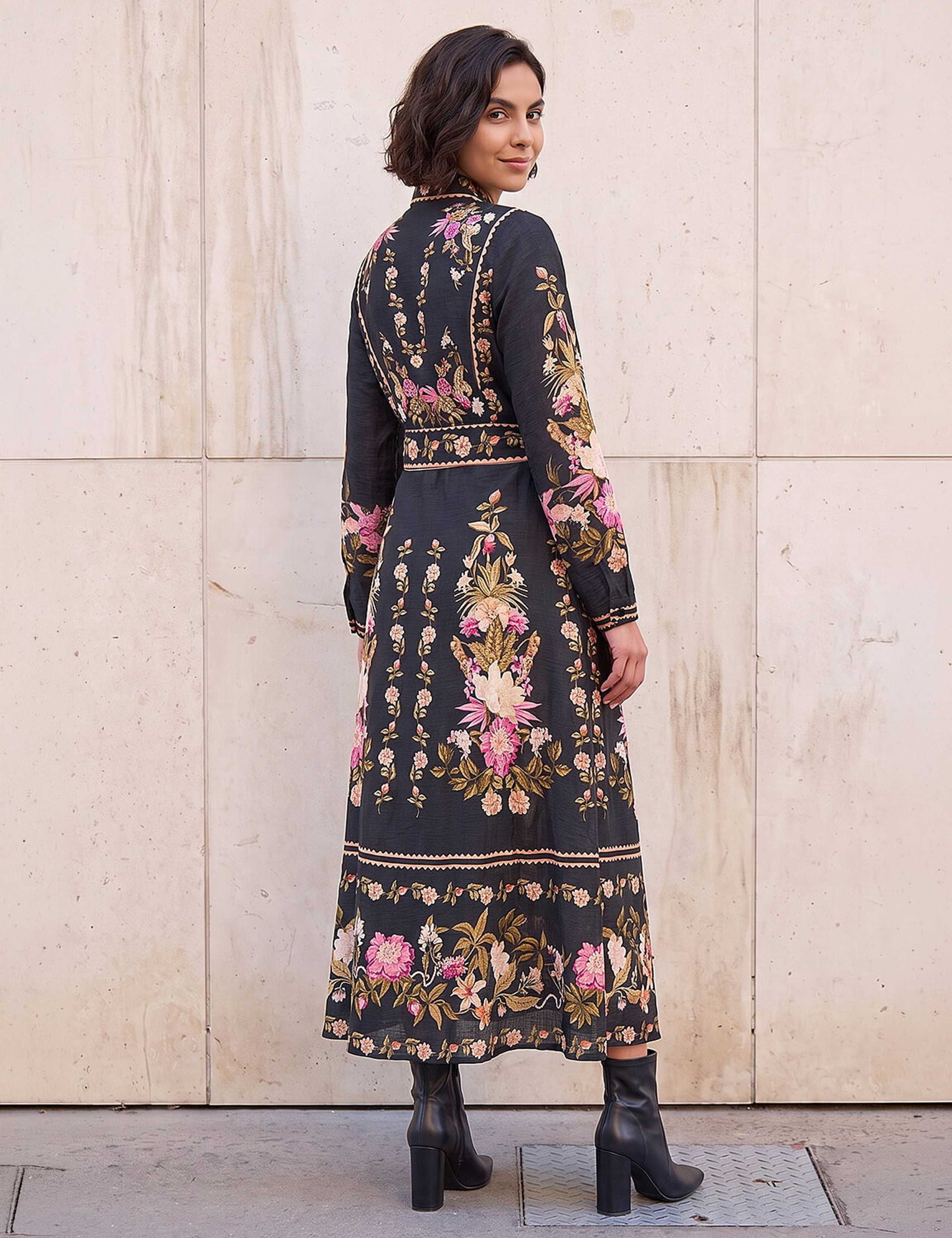 Bordered Floral Knee Length Dress 3 of 4