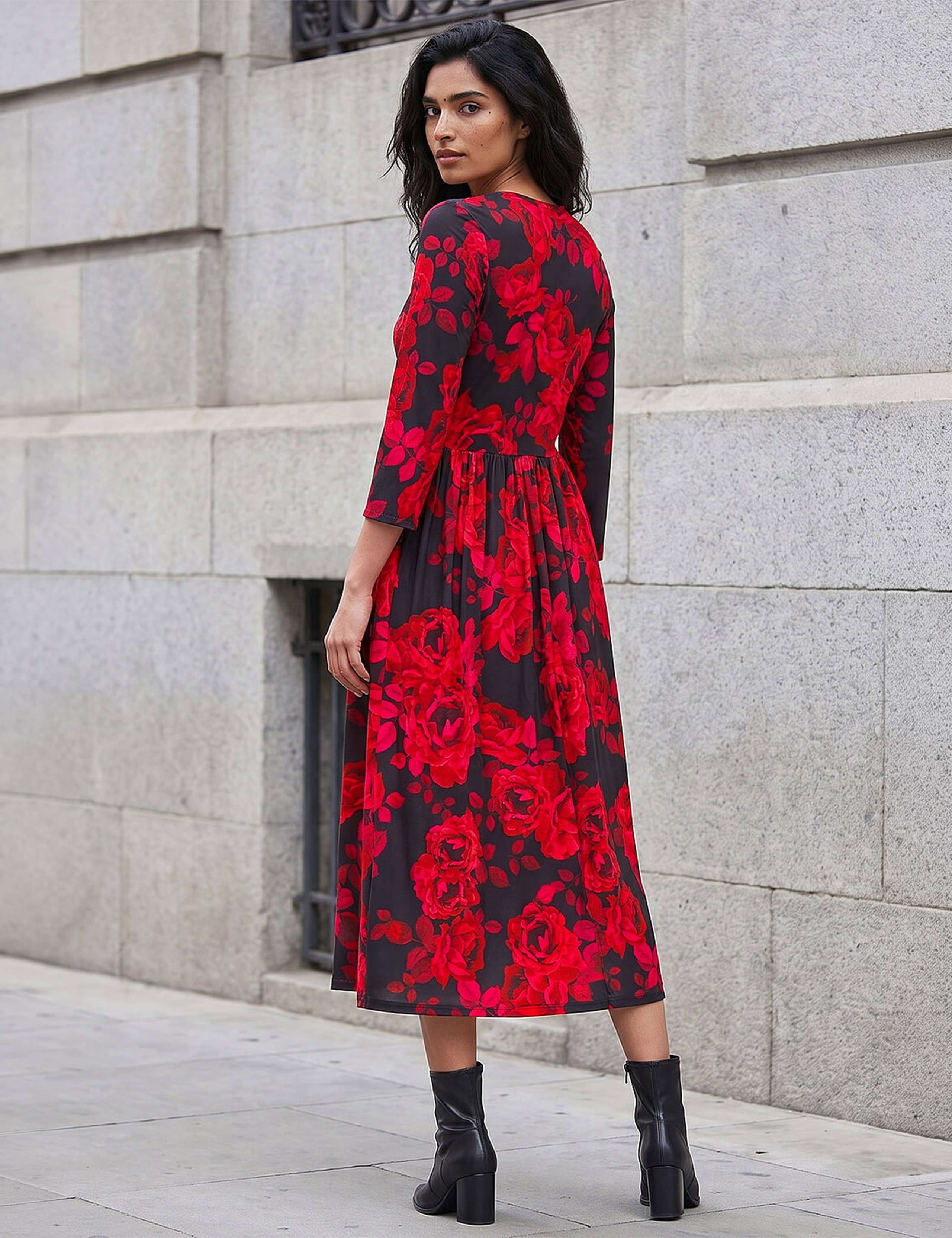 Floral Gathered Midi Dress 3 of 4