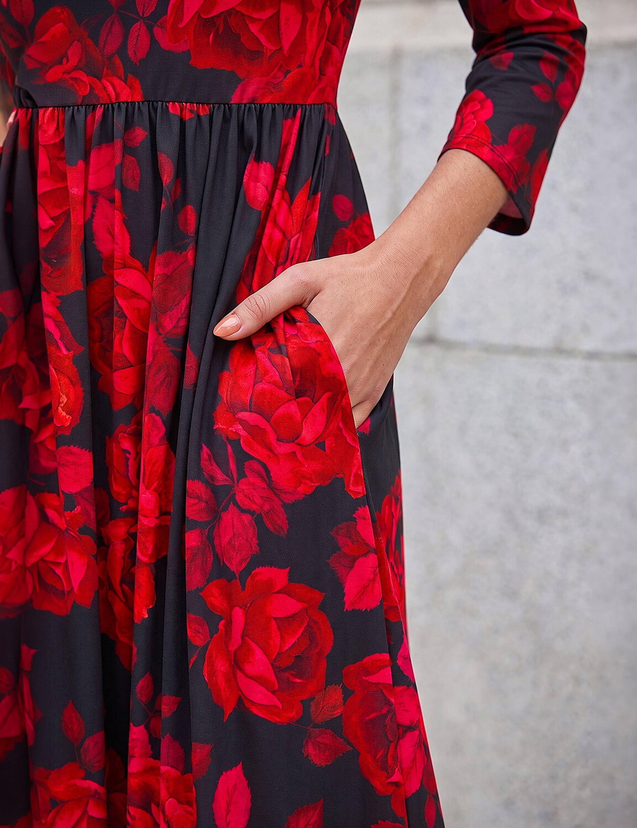 Floral Gathered Midi Dress 4 of 4